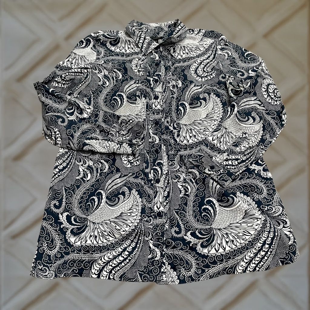 Talbots Talbots Paisley Button Down Shirt Blouse Womens L Navy Blue Long Sleeve Top Size L / US 10 / IT 46 - 1 Thumbnail