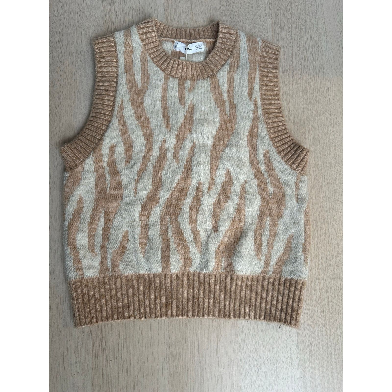 Mango Stylish Mango cropped sleeveless top - Size XS - NEW Size XS / US 0-2 / IT 36-38 - 1 Thumbnail