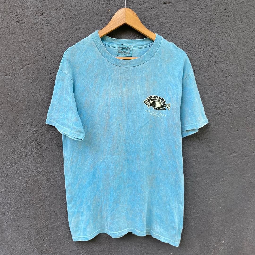 Vintage Thrashed faded sea life park Hawaii shirt Size US M / EU 48-50 / 2 - 4 Thumbnail