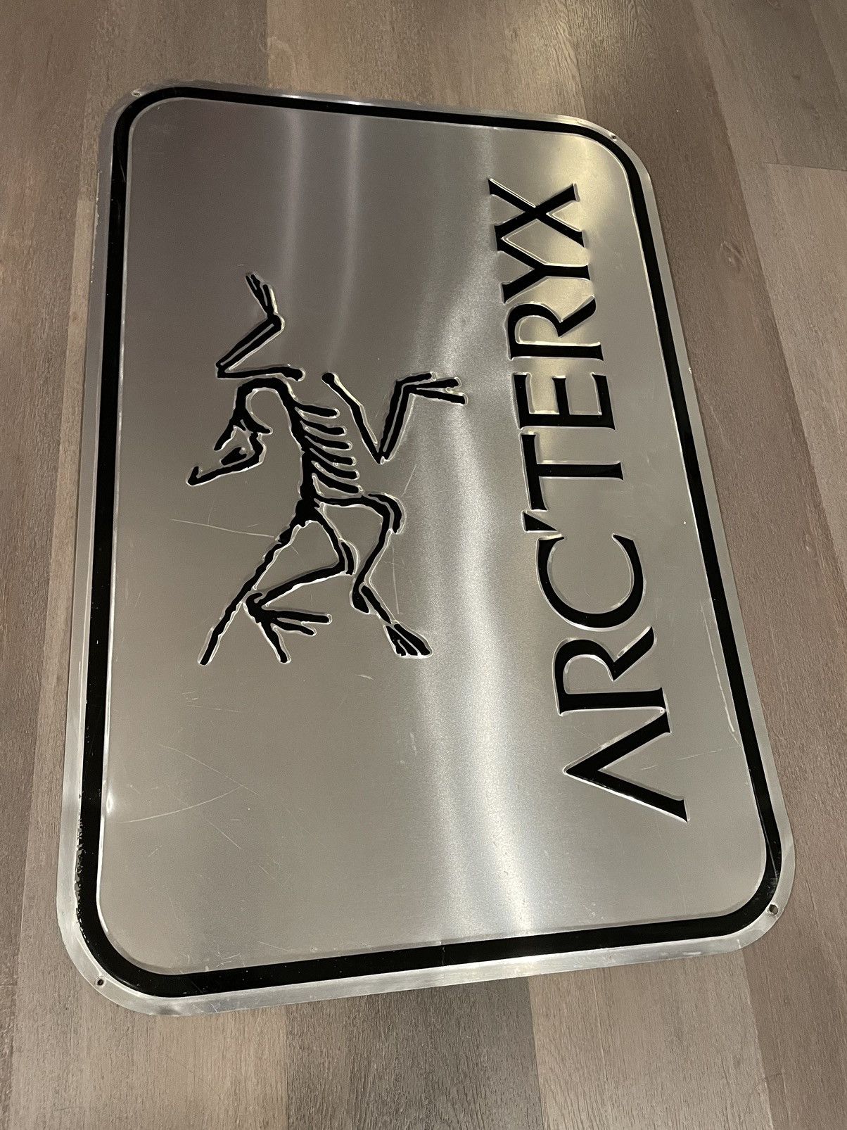 Arc'teryx × Vintage Crazy Vintage Arc’teryx Aluminum Store Display Sign Y2K Era Size ONE SIZE - 4 Thumbnail