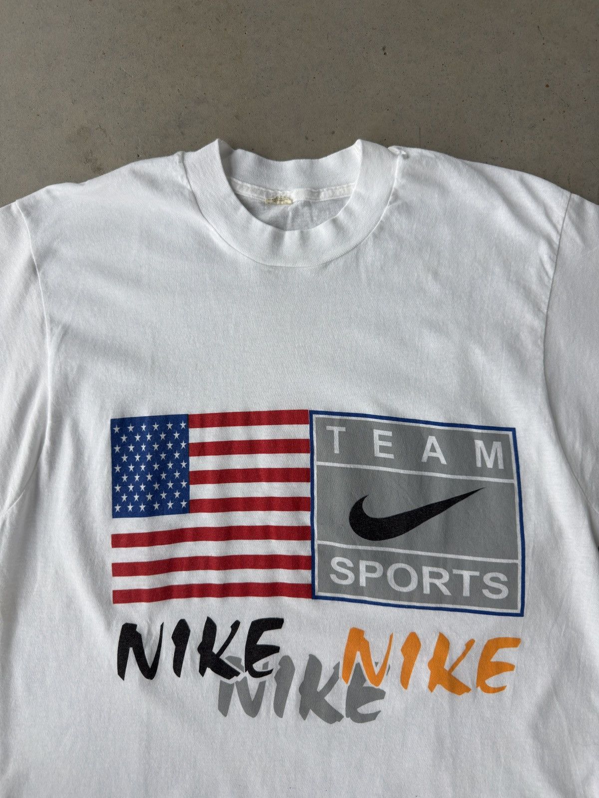 Nike × Vintage Vintage 90s Nike Team Sports T-Shirt Size US L / EU 52-54 / 3 - 2 Thumbnail