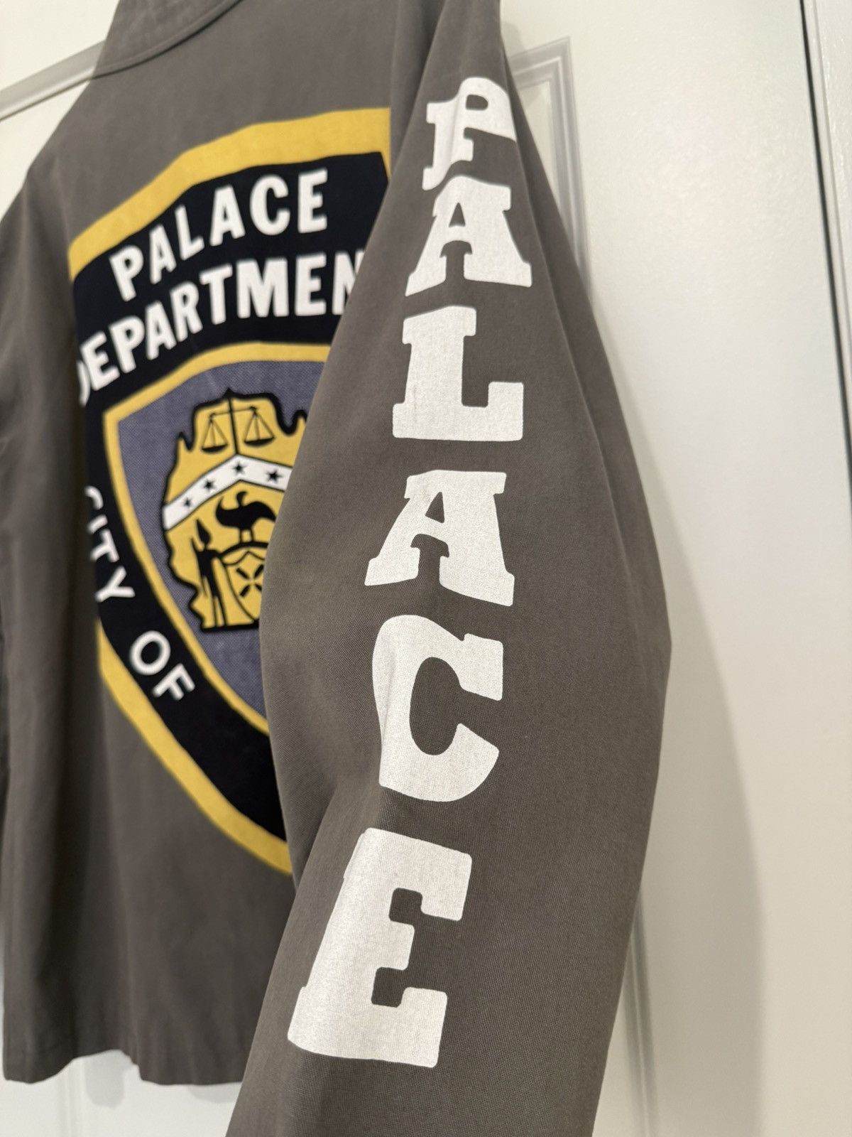 Palace Palace Department Coach Size US L / EU 52-54 / 3 - 9 Thumbnail