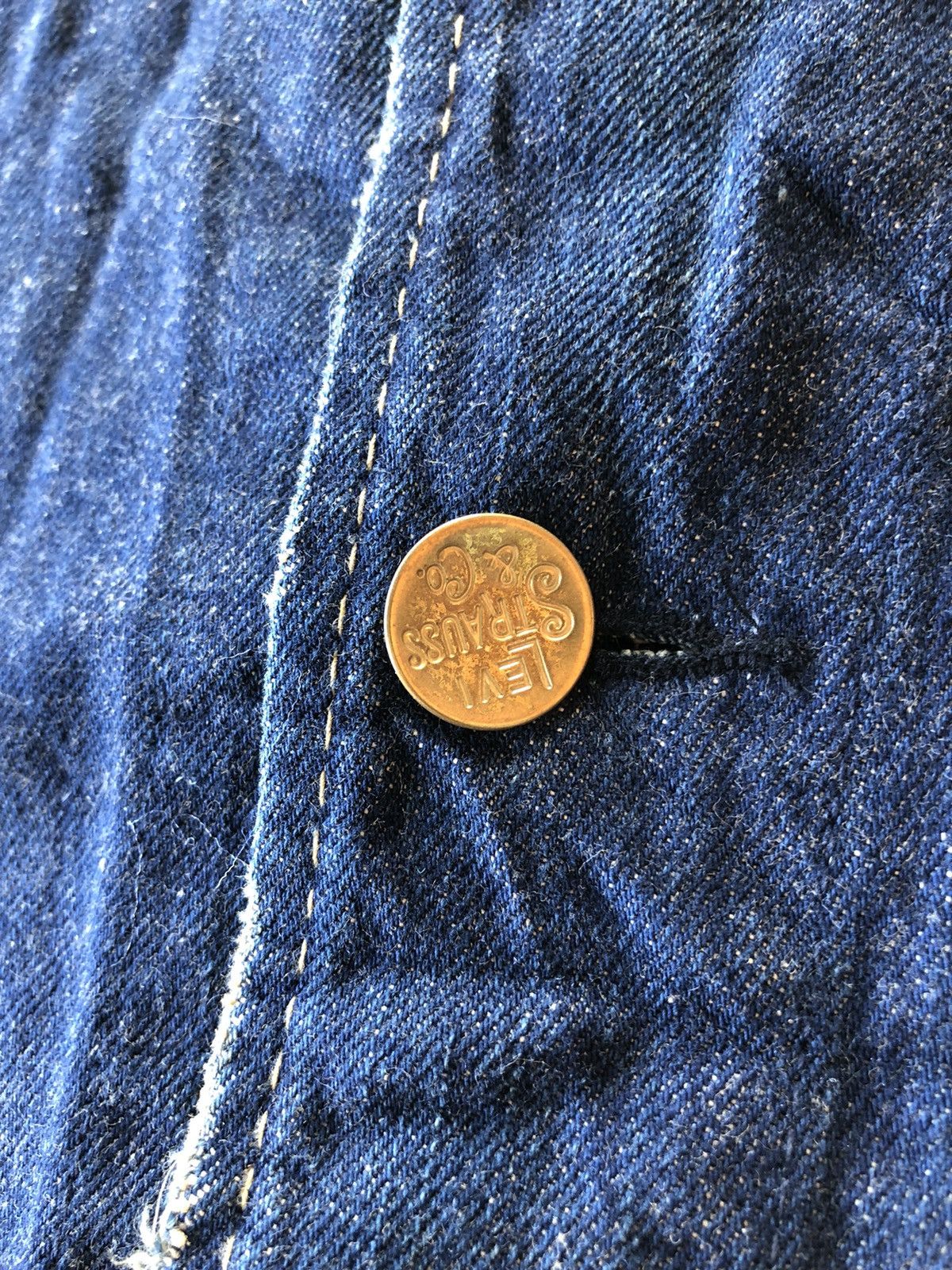 Levi's Vintage Levi’s Redloop Distressed Punk Style Denim Jacket Size US L / EU 52-54 / 3 - 11 Thumbnail