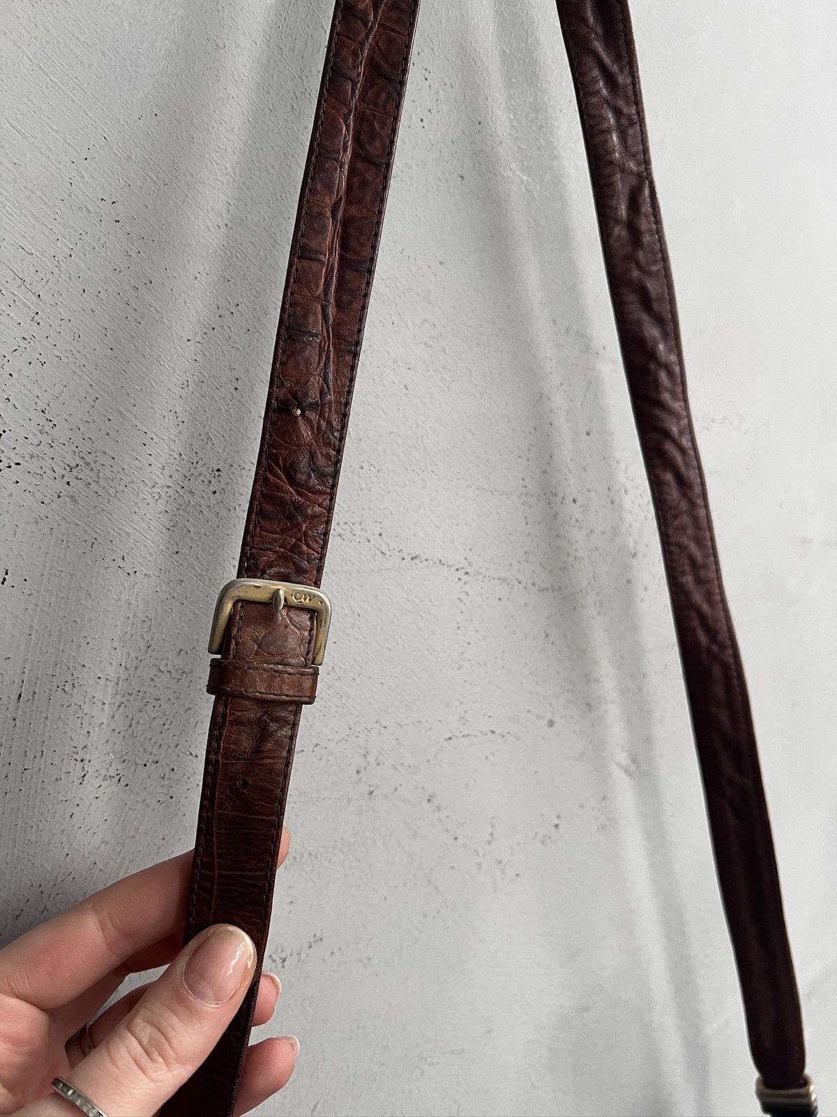 KMRii Brown Leather Crocodile Skin Crossbody kmrii style Size ONE SIZE - 7 Thumbnail