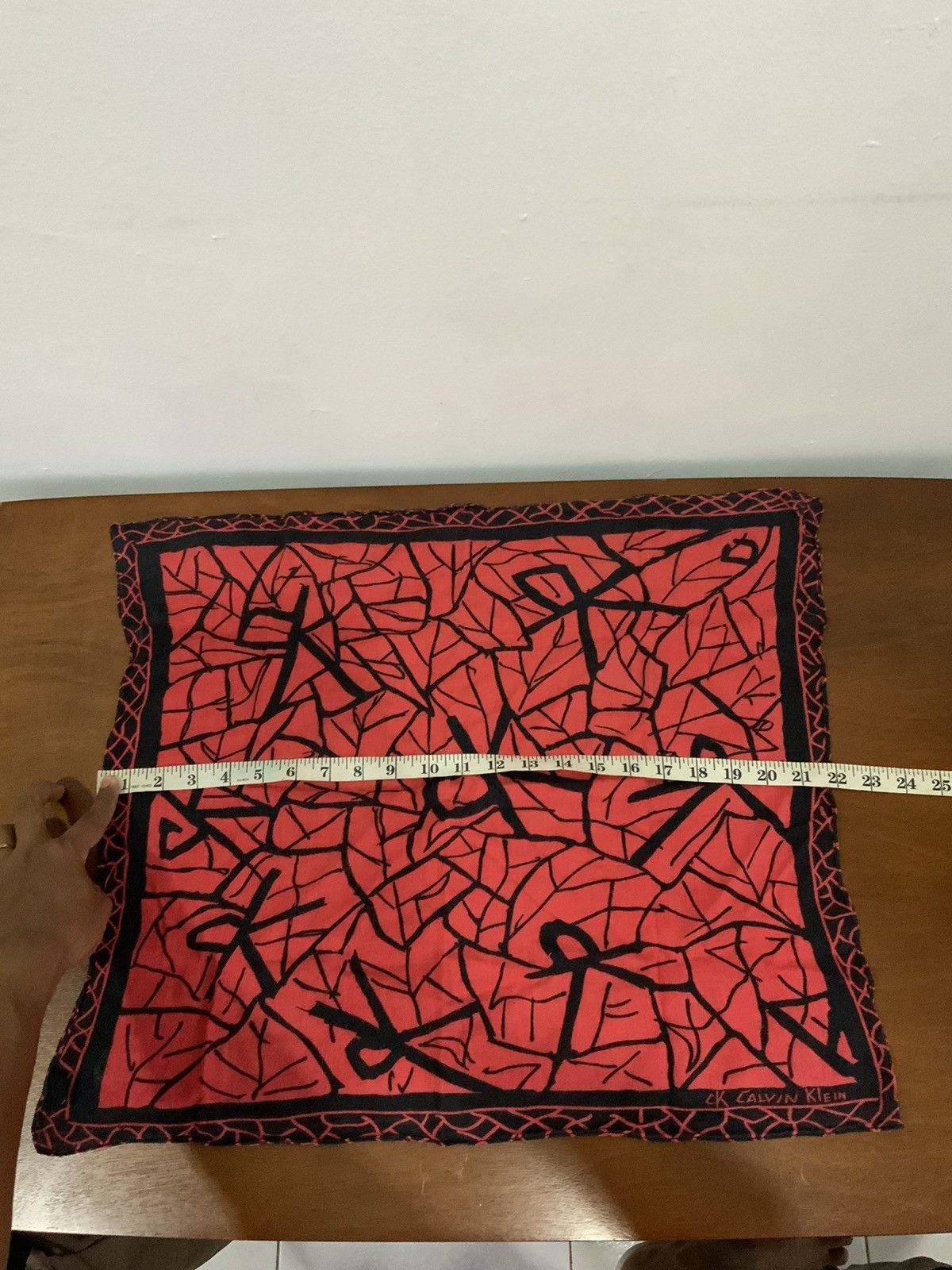 Calvin Klein Calvin Klein Handkerchief Bandana Size ONE SIZE - 8 Thumbnail