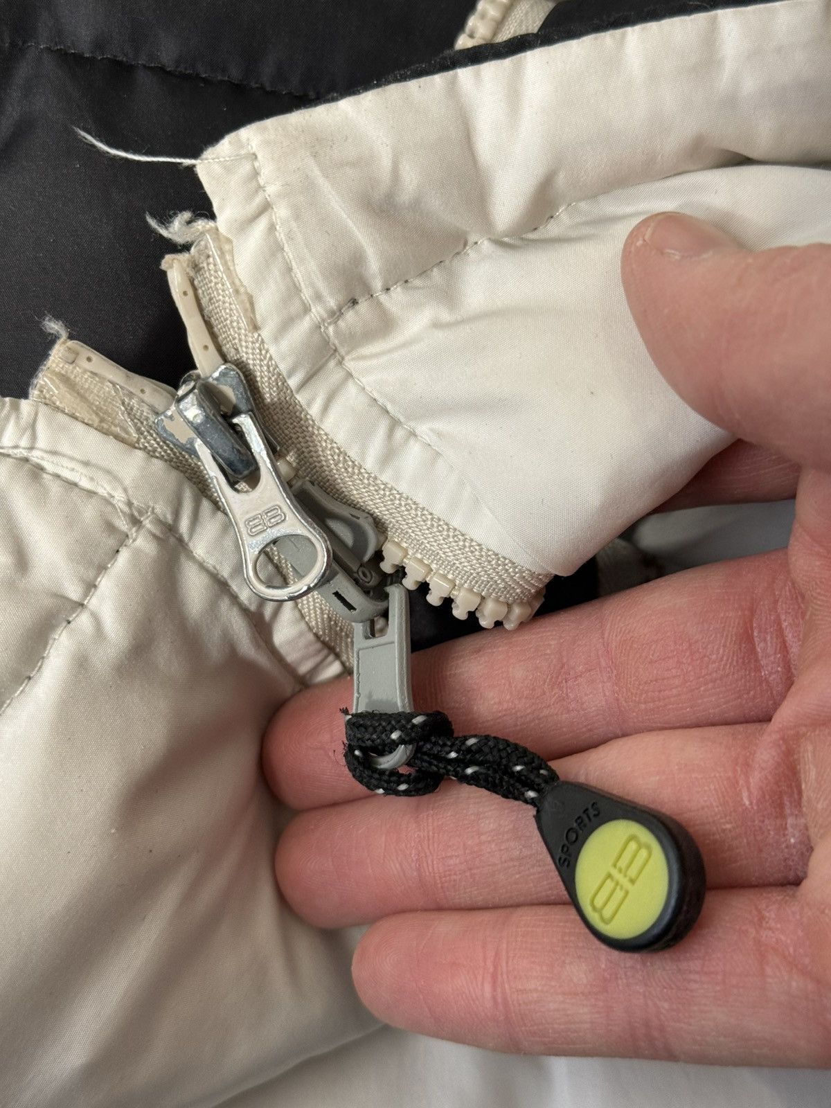 Balenciaga Vintage Y2K Balenciaga Sports Reversible Long Puffer Jacket Size US L / EU 52-54 / 3 - 14 Thumbnail