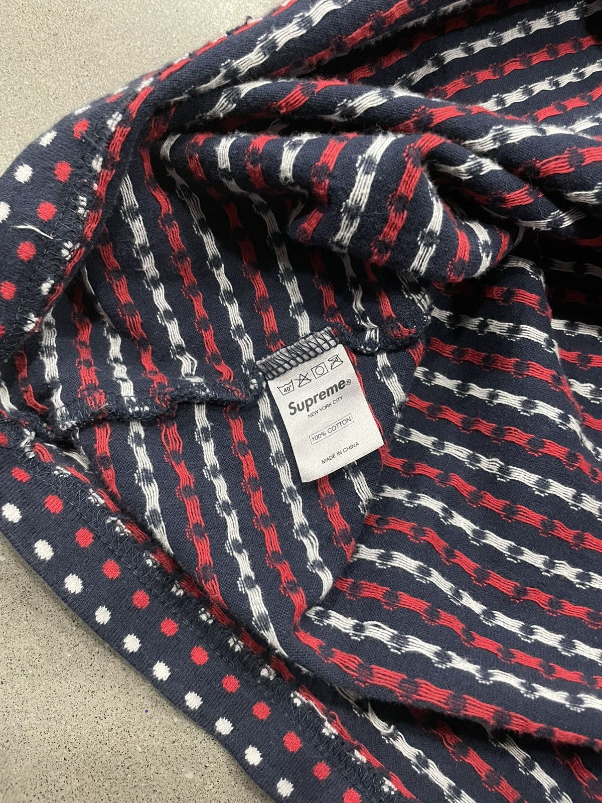 Supreme RARE: F/W 2009 Supreme Polka Dot Knit 3/4 Sleeve "Navy" Size US L / EU 52-54 / 3 - 9 Thumbnail