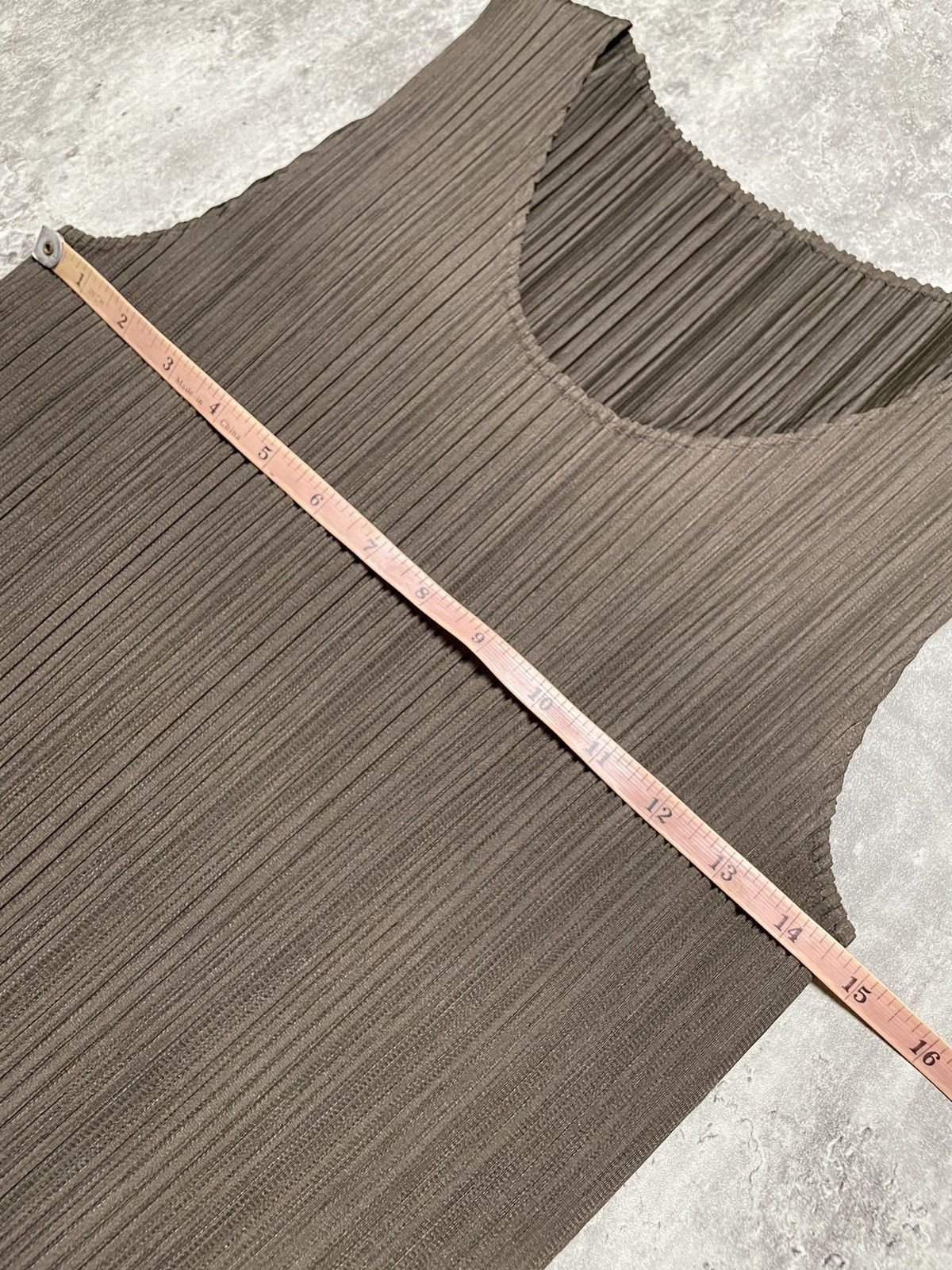 Pleats Please Issey Miyake Issey Miyake Pleats Please Sleeveless Cut And Sew Size M / US 6-8 / IT 42-44 - 6 Thumbnail