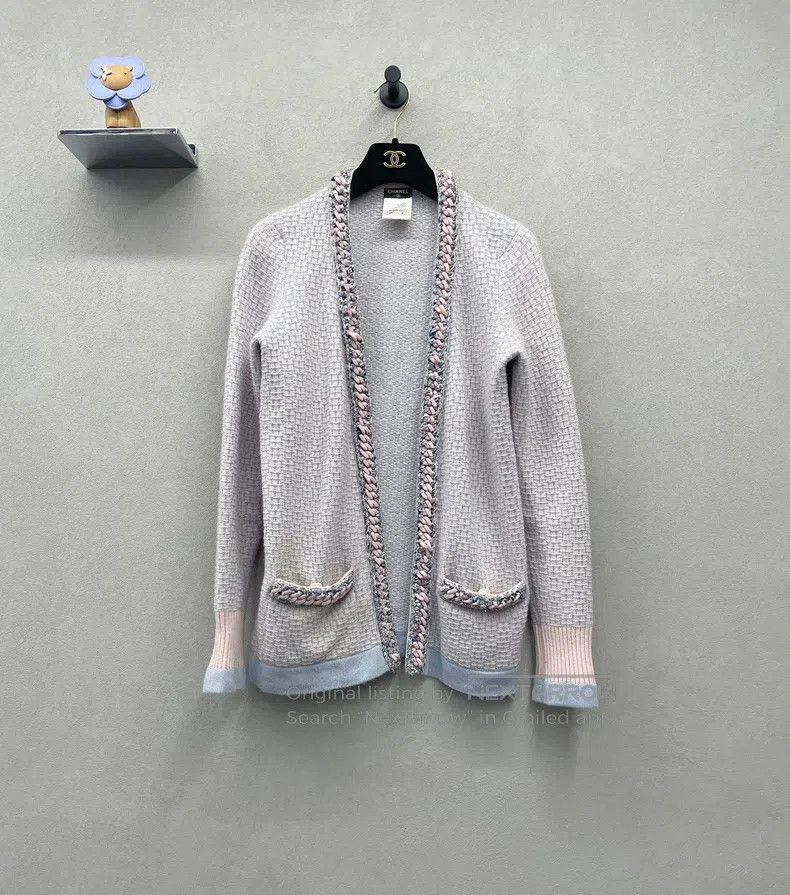 Chanel Chanel Pink-purple knitted cardigan coat Size XS / US 0-2 / IT 36-38 - 1 Thumbnail