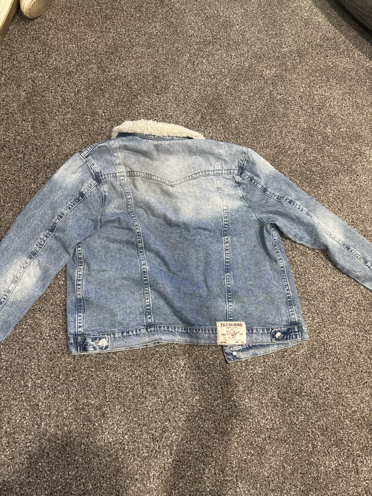 True Religion Blue washed denim fuzzy, neckline jacket Size US XXL / EU 58 / 5 - 2 Thumbnail