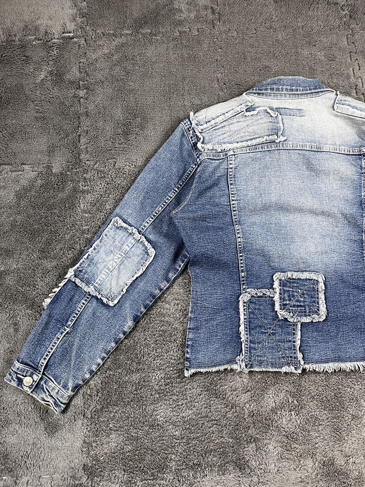Vintage Vintage Y2K Patchwork denim jacket Japanese grunge size M Size M / US 6-8 / IT 42-44 - 11 Thumbnail