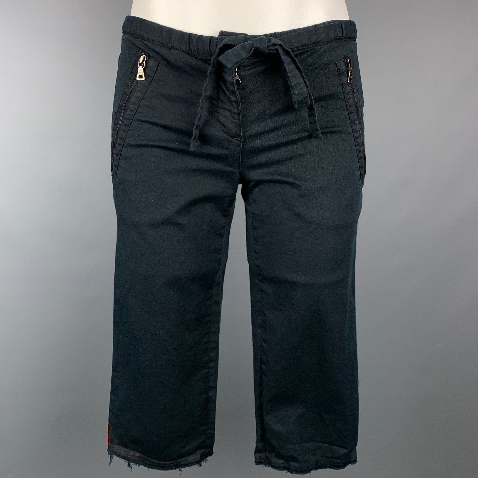 Prada PRADA Size 2 Black Cotton Blend Raw Edge Shorts Size 26" / US 2 / IT 38 - 1 Thumbnail