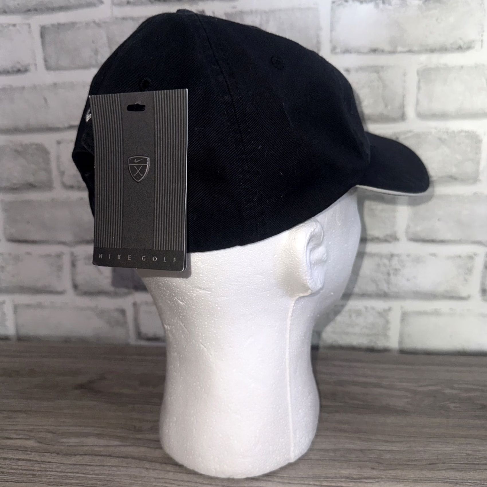 Nike VINTAGE Nike ONE PLATINUM GOLF Swoosh Hat Unisex Adults Black Adjustable One Size Size ONE SIZE - 3 Thumbnail