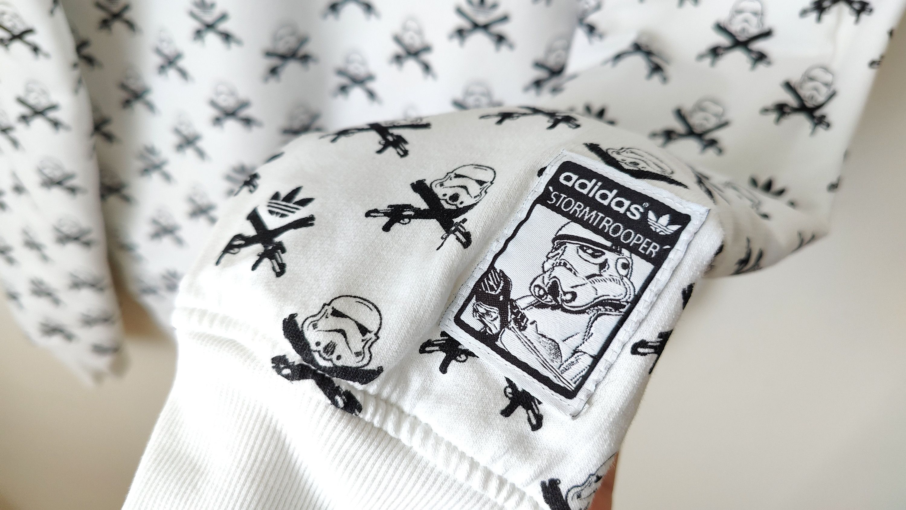 Adidas × Star Wars Adidas x Star Wars Reversible Full Print Zip Hoodie Size US L / EU 52-54 / 3 - 12 Thumbnail