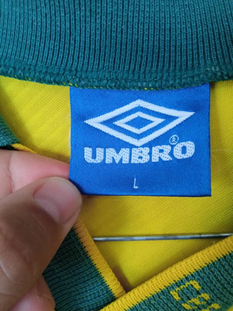 Umbro × Vintage Brazil 1994 Home Jersey Size US L / EU 52-54 / 3 - 3 Thumbnail