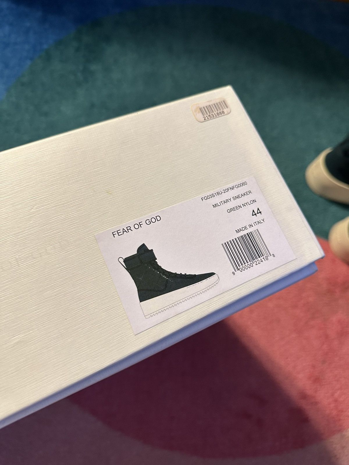 Fear of God Fear of God Military Sneaker Green Nylon Size 44 Size US 11 / EU 44 - 15 Thumbnail