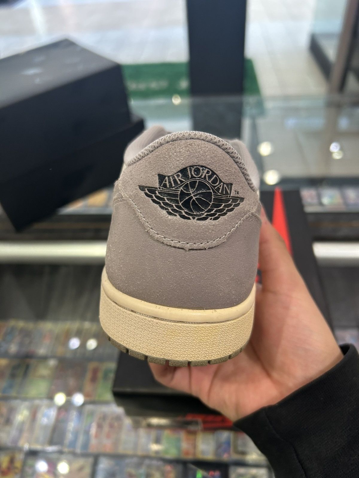 Jordan Brand Jordan 1 low atmosphere Size US 11 / EU 44 - 9 Thumbnail