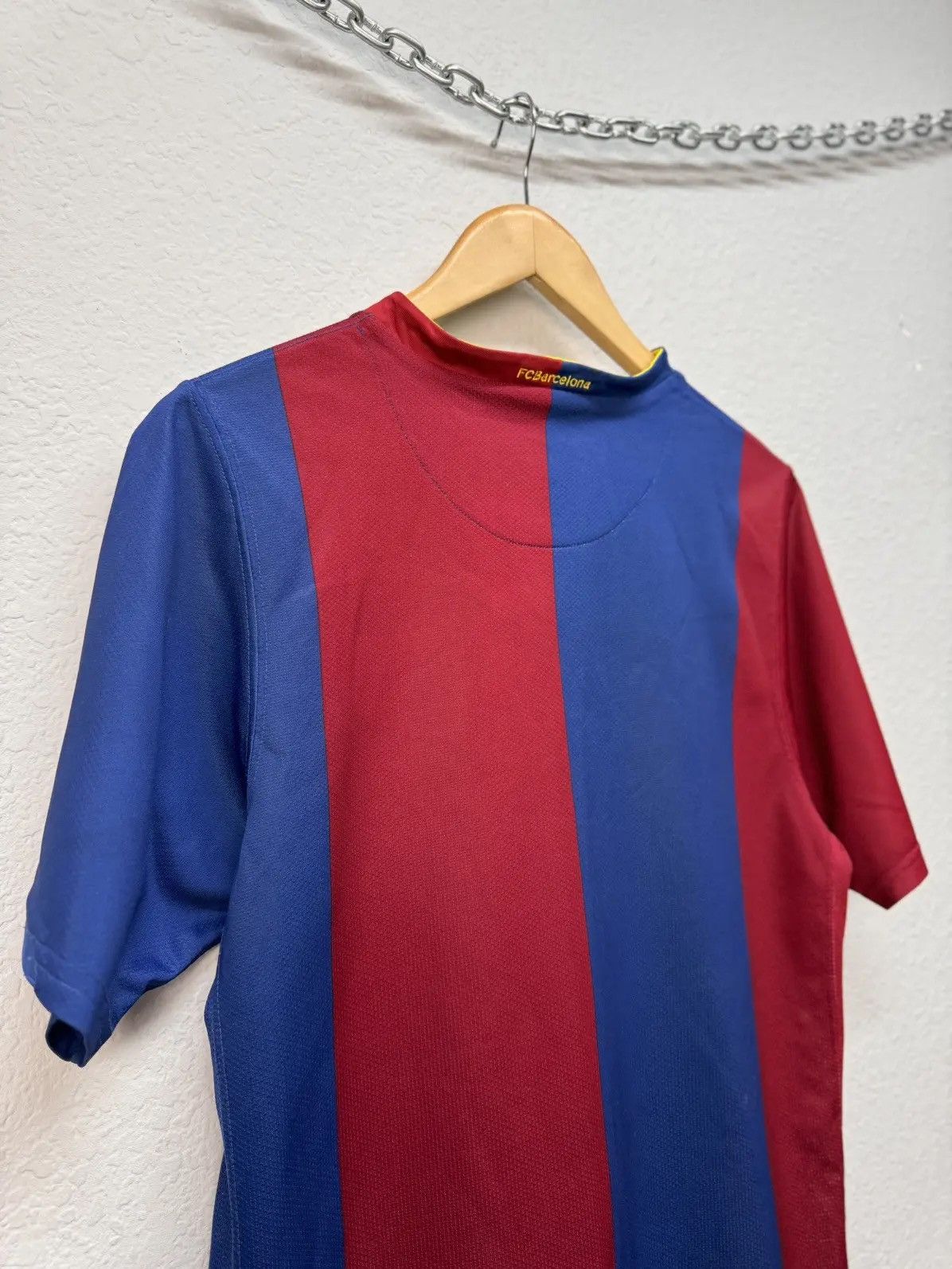 Other Vintage FC BARCELONA 2006 2007 jersey home football T-shirt Size US S / EU 44-46 / 1 - 11 Thumbnail