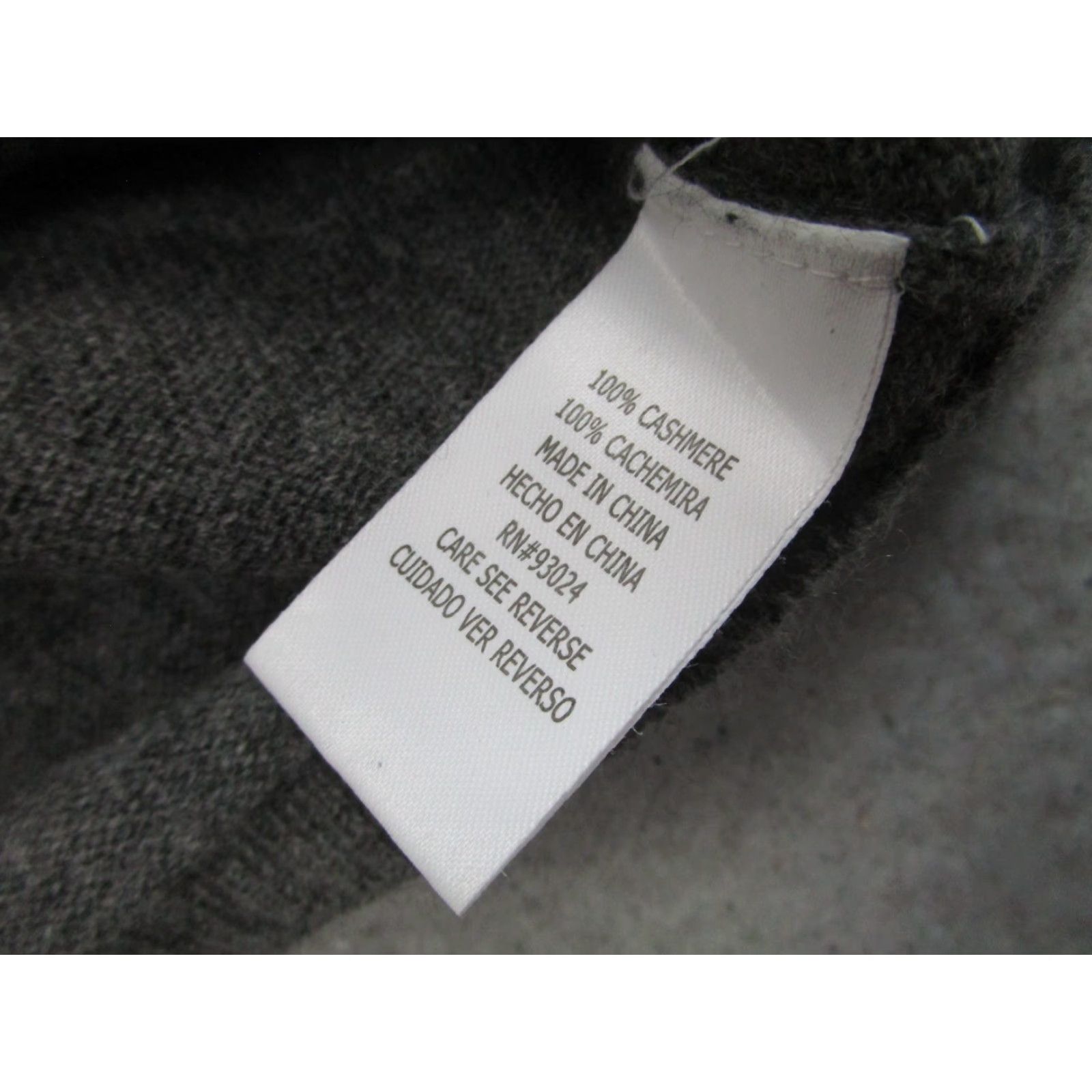 Vintage VINTAGE Belford 100% Cashmere V-neck Sweater Womens Small Knit Pullover Gray Academia Size S / US 4 / IT 40 - 6 Thumbnail