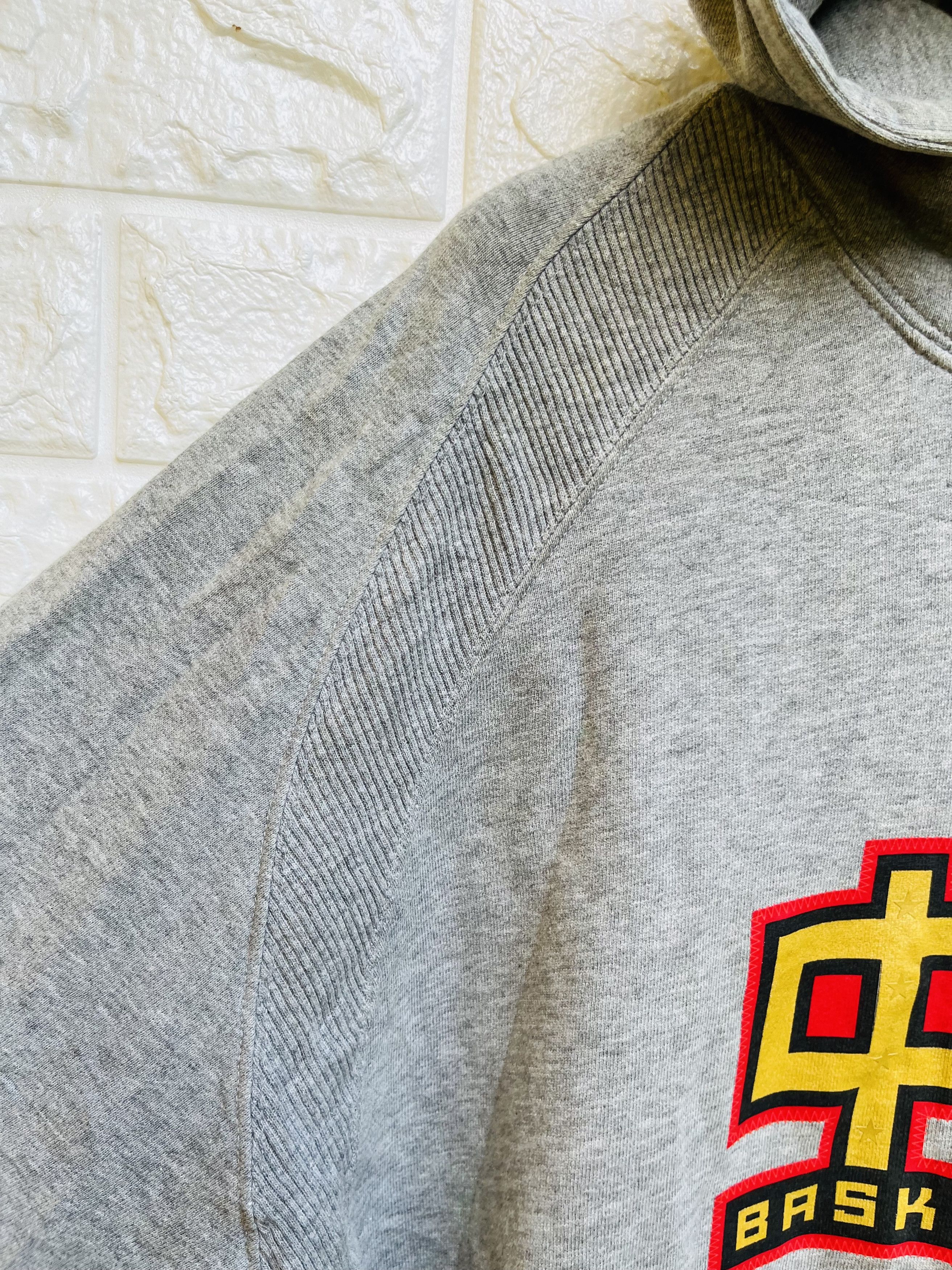 Japanese Brand Vintage Nike Chinese Basketball Streetwear Fashion Style Size US L / EU 52-54 / 3 - 6 Thumbnail