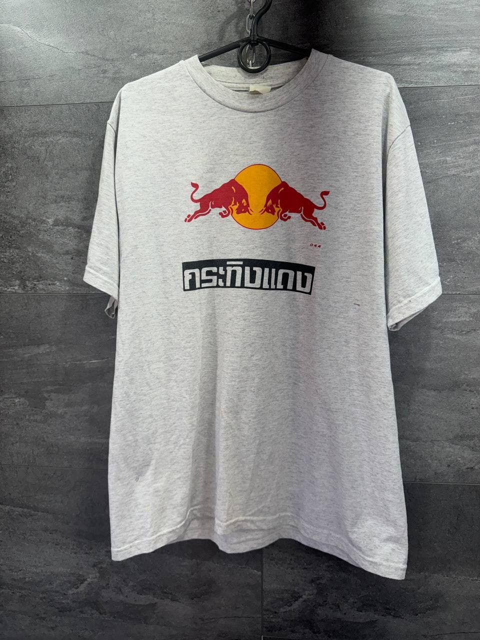 Vintage Redbull Thailand Thai 90s Energy Drink Mens T-Shirt