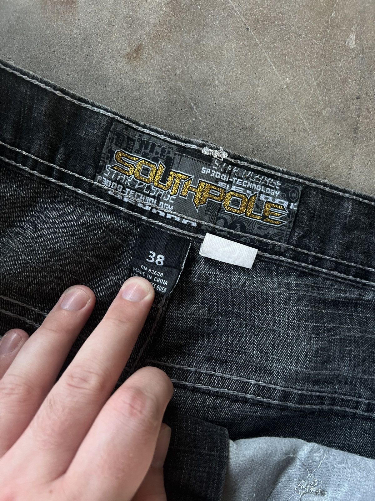 Southpole Vintage Y2K Core South Pole Black Baggy Jean Shorts Size US 38 / EU 54 - 2 Thumbnail