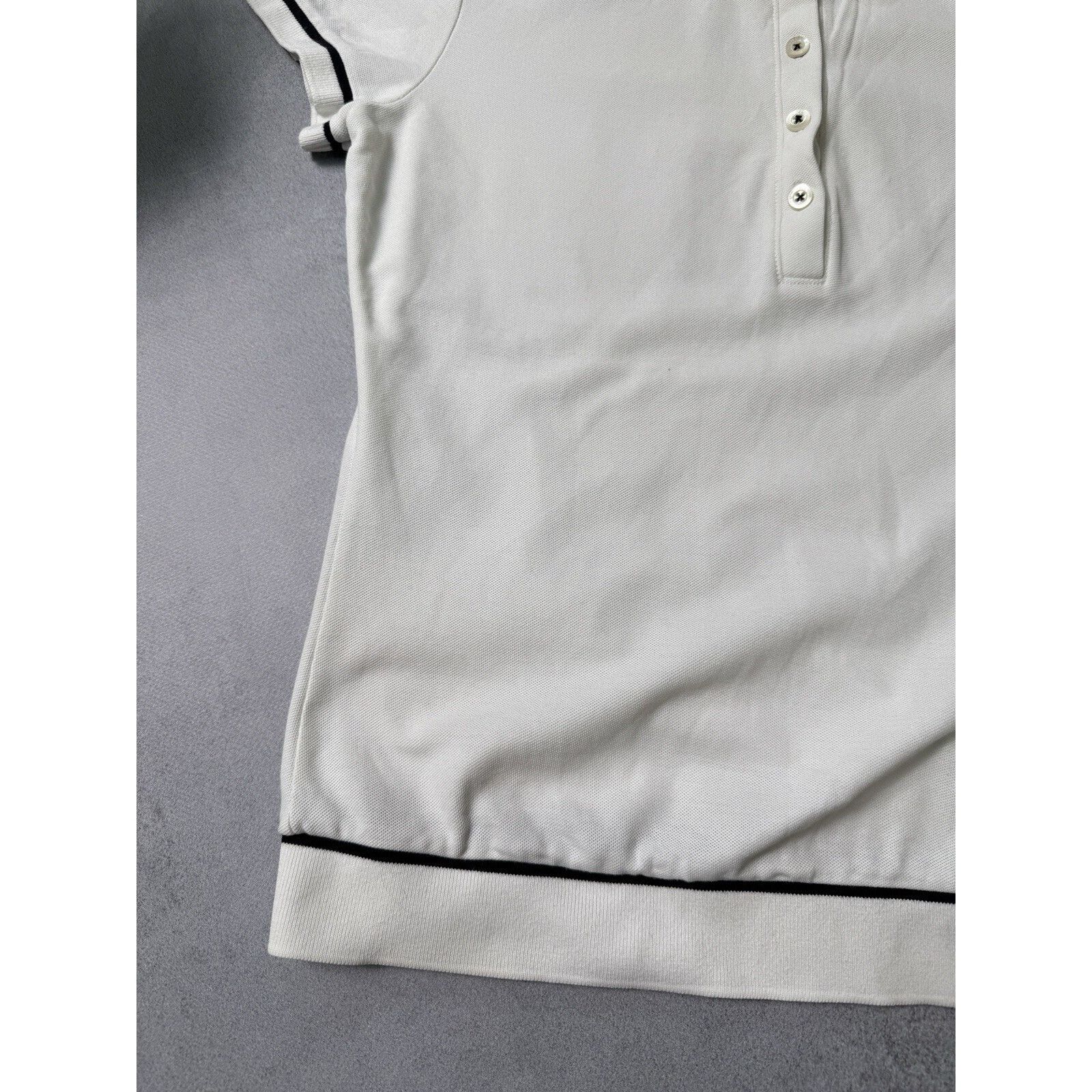 Moncler Moncler Women Polo T Shirt Collar Logo Size S White Size S / US 4 / IT 40 - 9 Thumbnail
