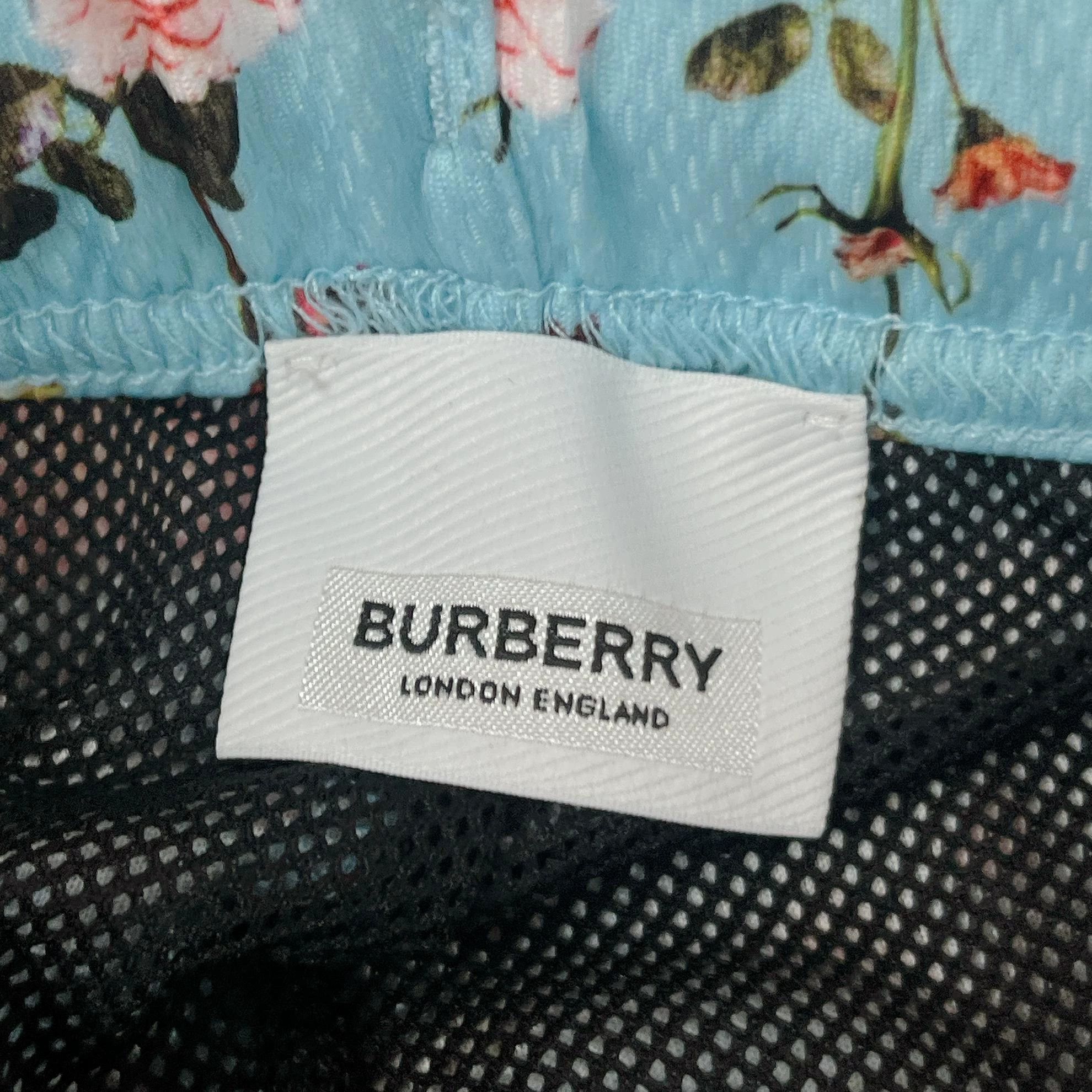 Burberry Burberry blue floral print 14Y shorts Size 24" / US 00 / IT 34 - 7 Thumbnail