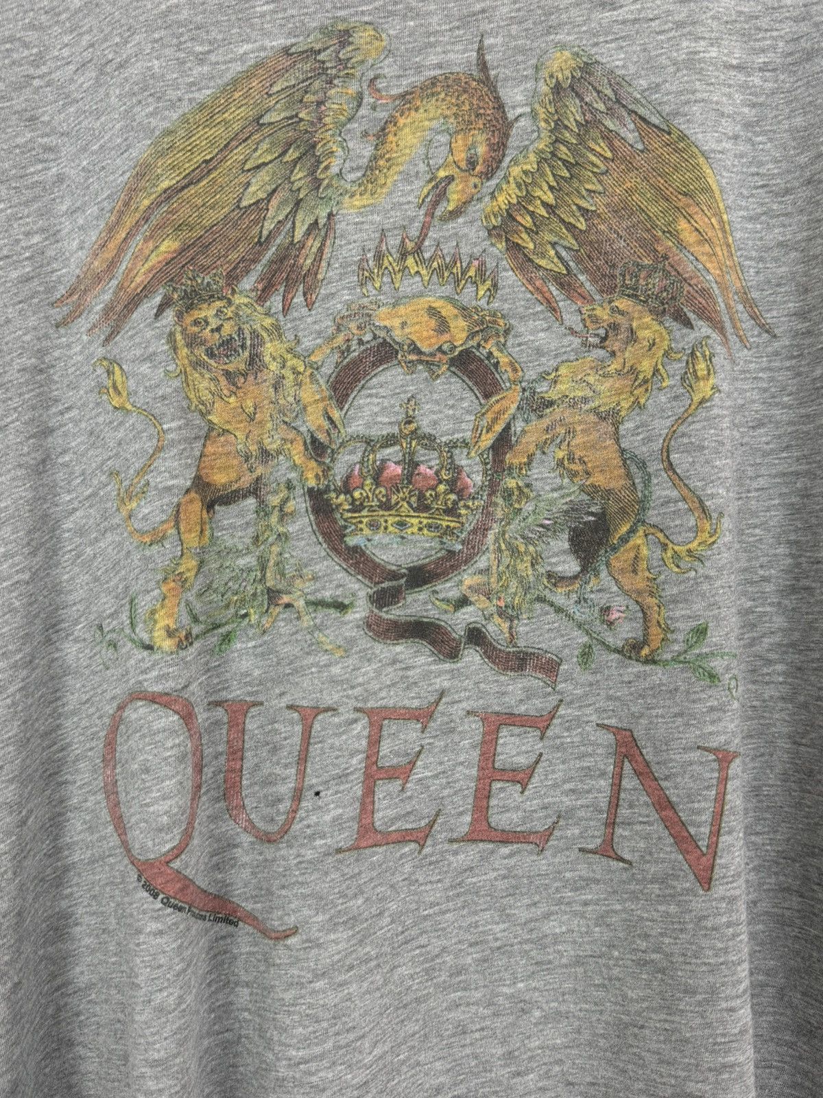 Band Tees 2008 Queen Graphic T-Shirt Size US S / EU 44-46 / 1 - 3 Thumbnail