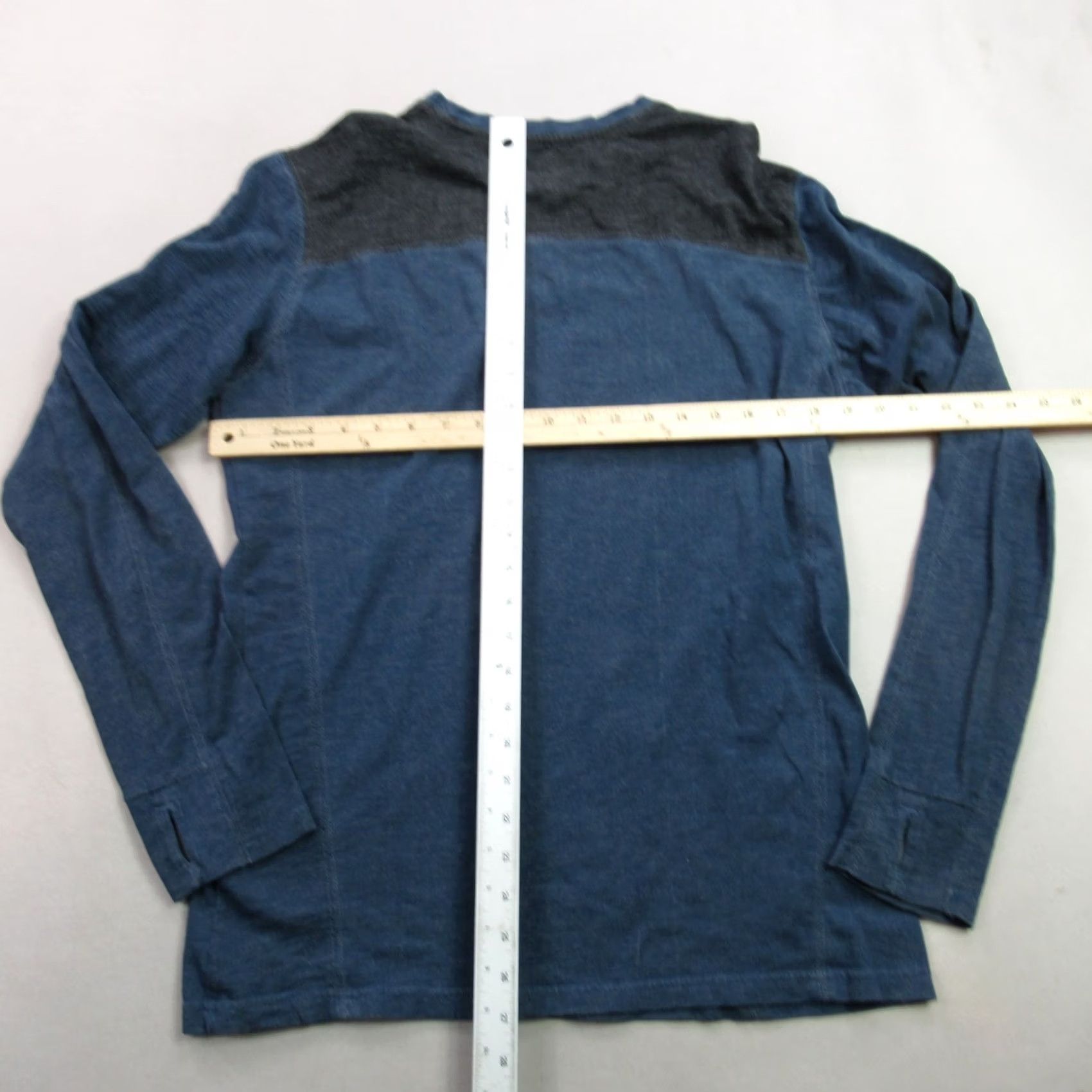 Vintage Kuhl Shirt Mens Medium Long Sleeve Crew Neck Blue Sweater Casual Lightweight Size US M / EU 48-50 / 2 - 5 Thumbnail