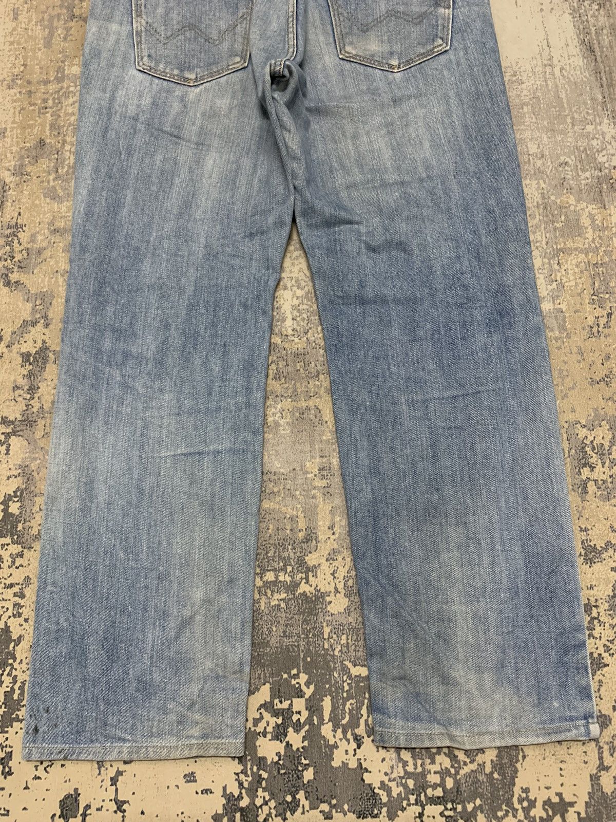 Edwin Vintage EDWIN 403 Distressed Ripped Denim Jeans 35x29.5 Size US 35 - 12 Thumbnail