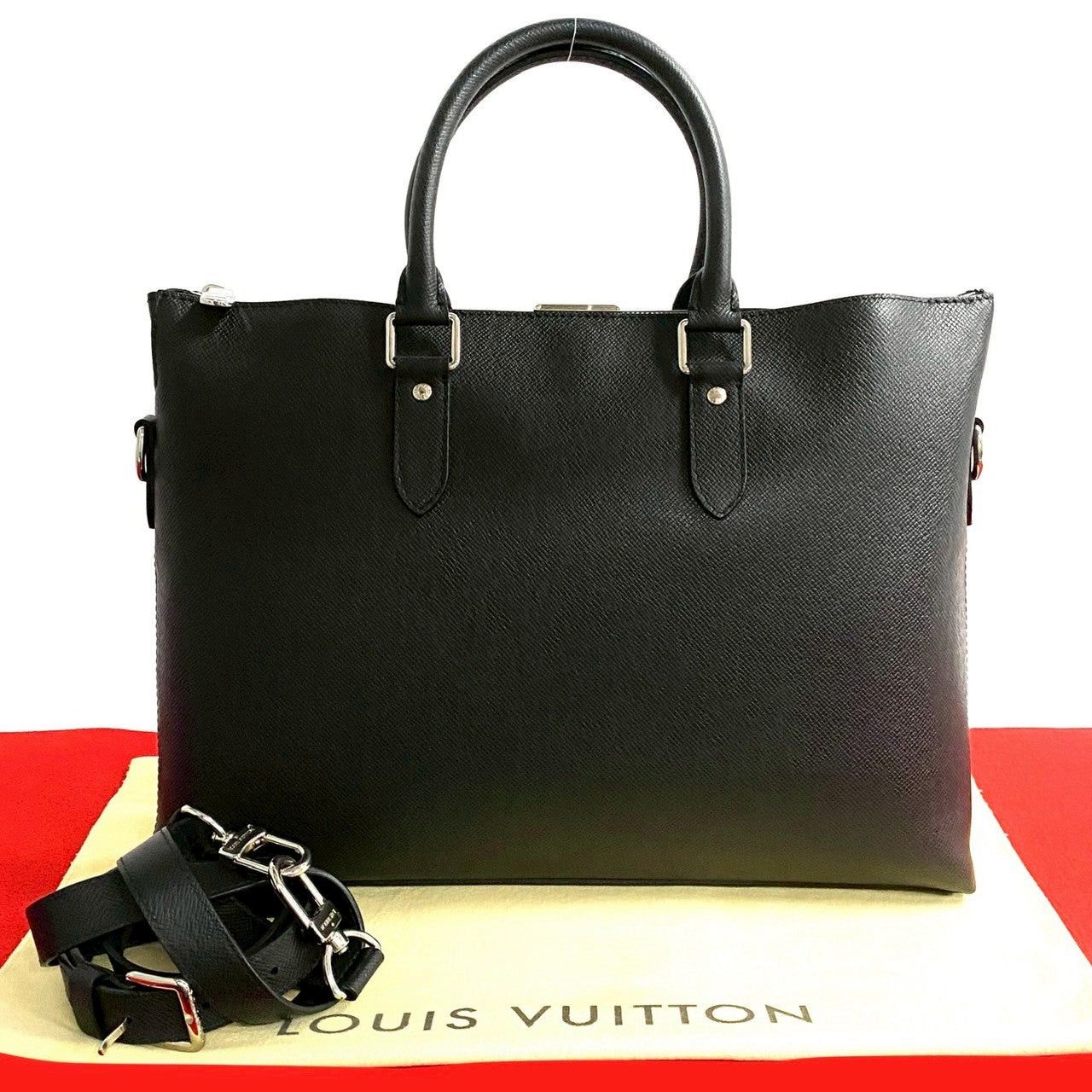 Louis Vuitton Louis Vuitton Shoulder Bag Black Leather Size ONE SIZE - 1 Thumbnail