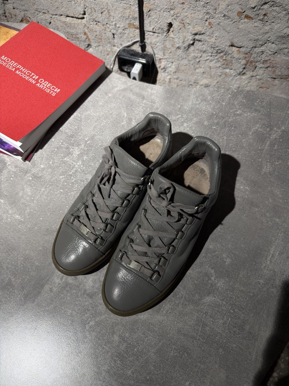 Balenciaga Balenciaga arena low top sneaker 42 Size US 9 / EU 42 - 13 Thumbnail