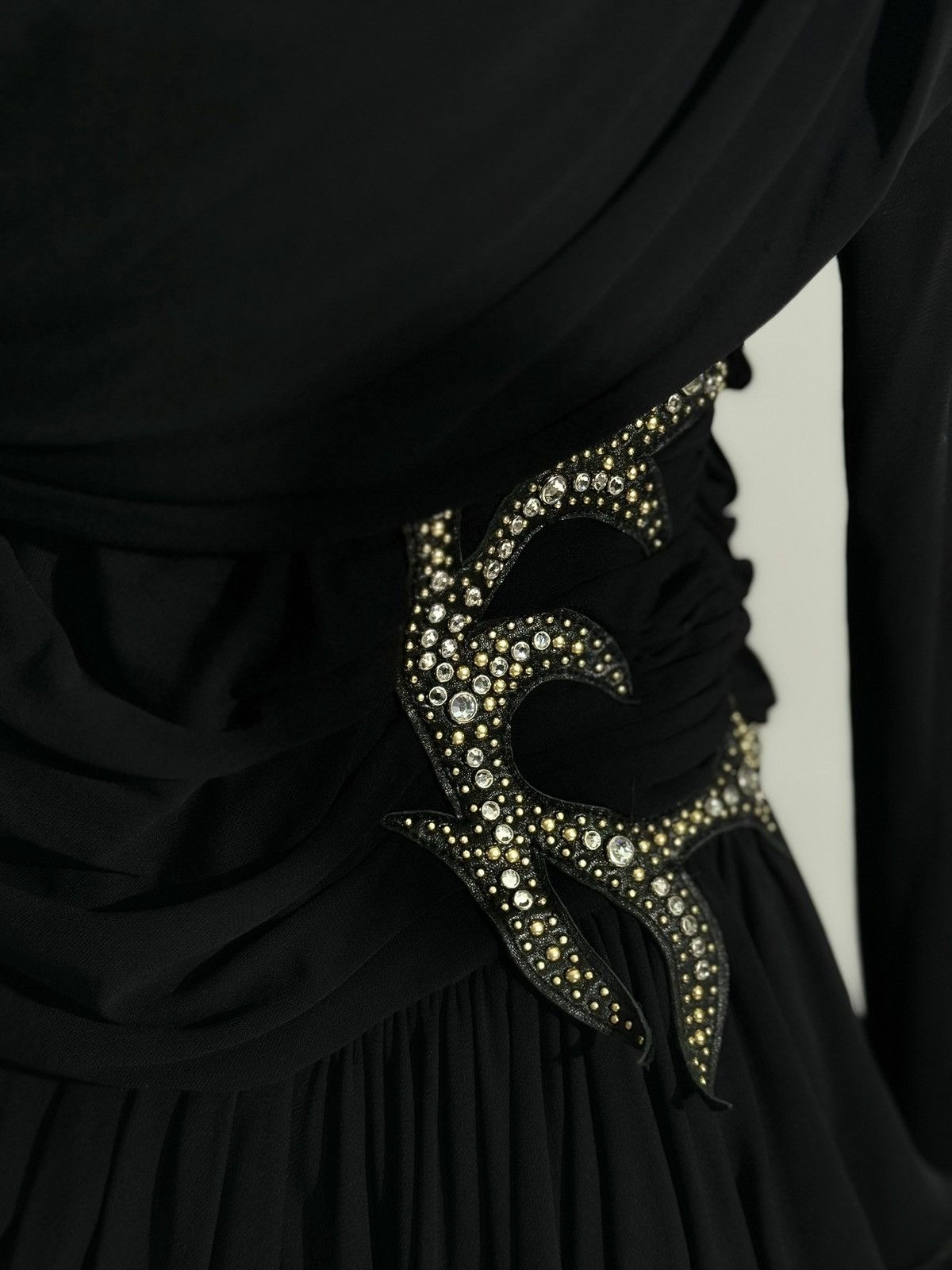 Zuhair Murad Brand New US 6 ZUHAIR MURAD Fitted Off-Shoulder Evening Gown Size M / US 6-8 / IT 42-44 - 6 Thumbnail