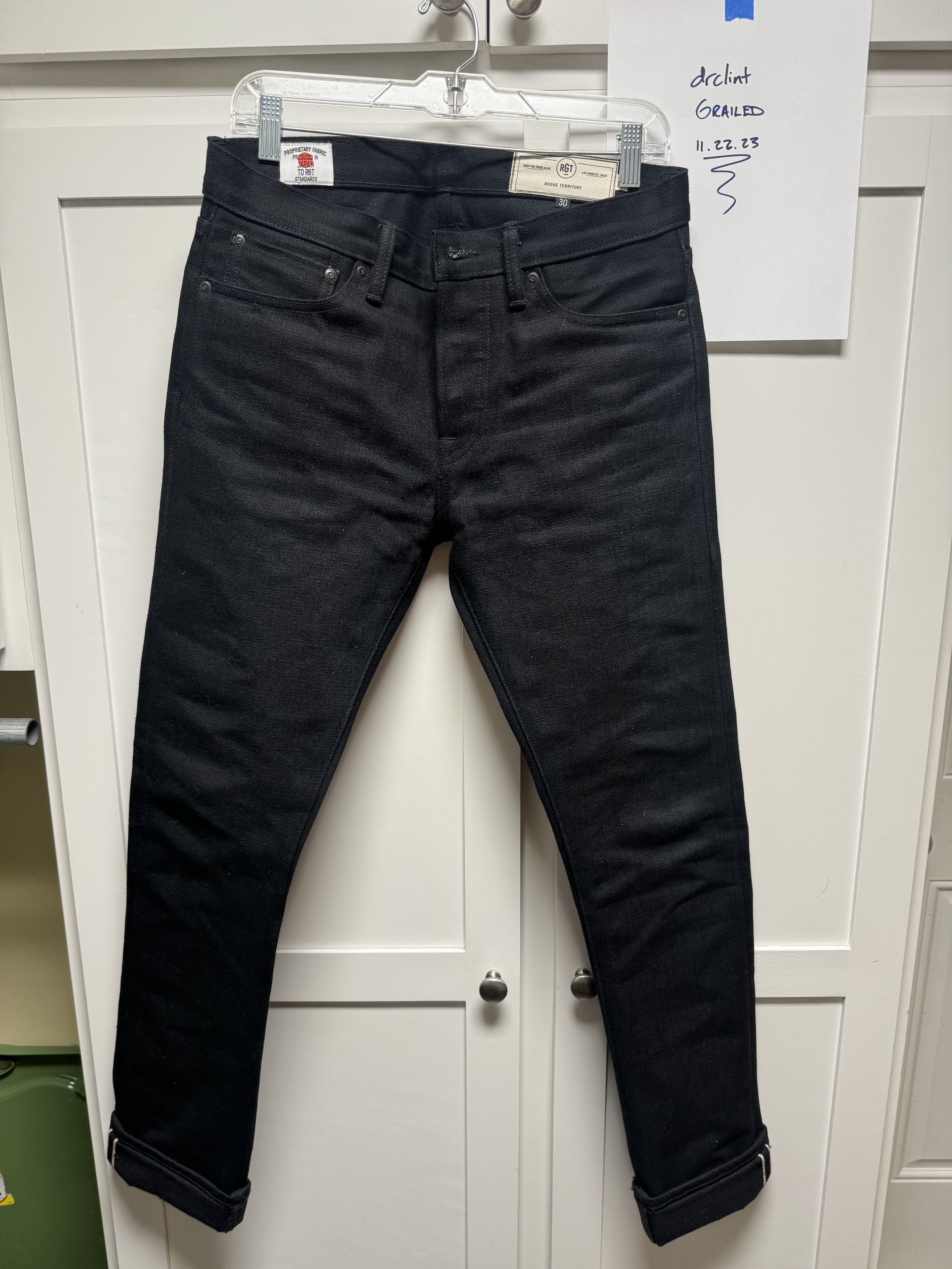 image of Rogue Territory Rgt 17Oz Cryptic Stealth Sk Denim In Size 30 in Black, Men's