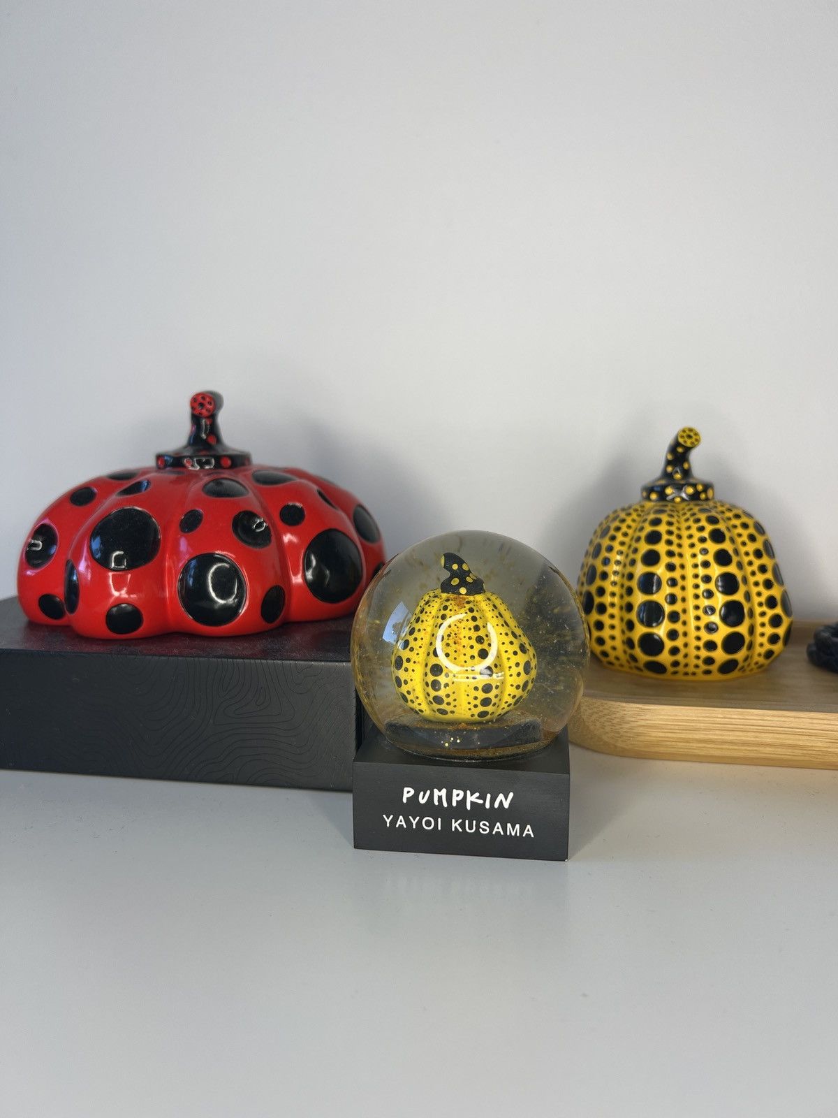 Yayoi Kusama Yayoi kusama pumpkin snow globe Moma DESIGN store Size ONE SIZE - 5 Thumbnail