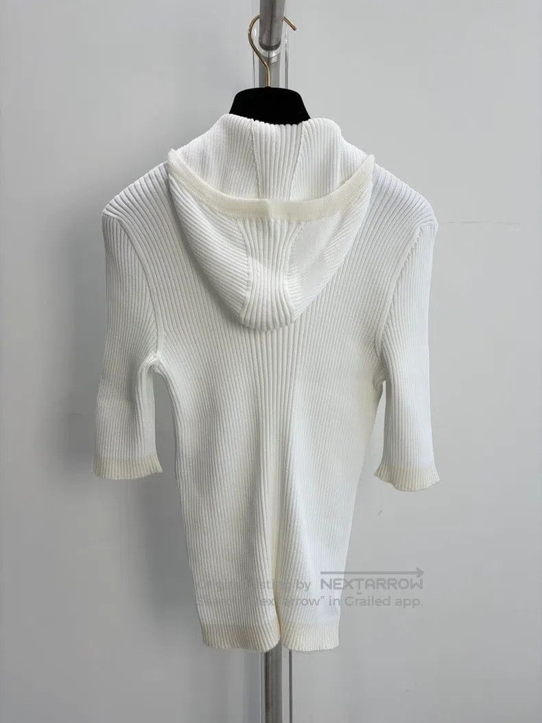 Chanel Chanel White double c hollow hooded knitted short sleeves Size XS / US 0-2 / IT 36-38 - 2 Thumbnail