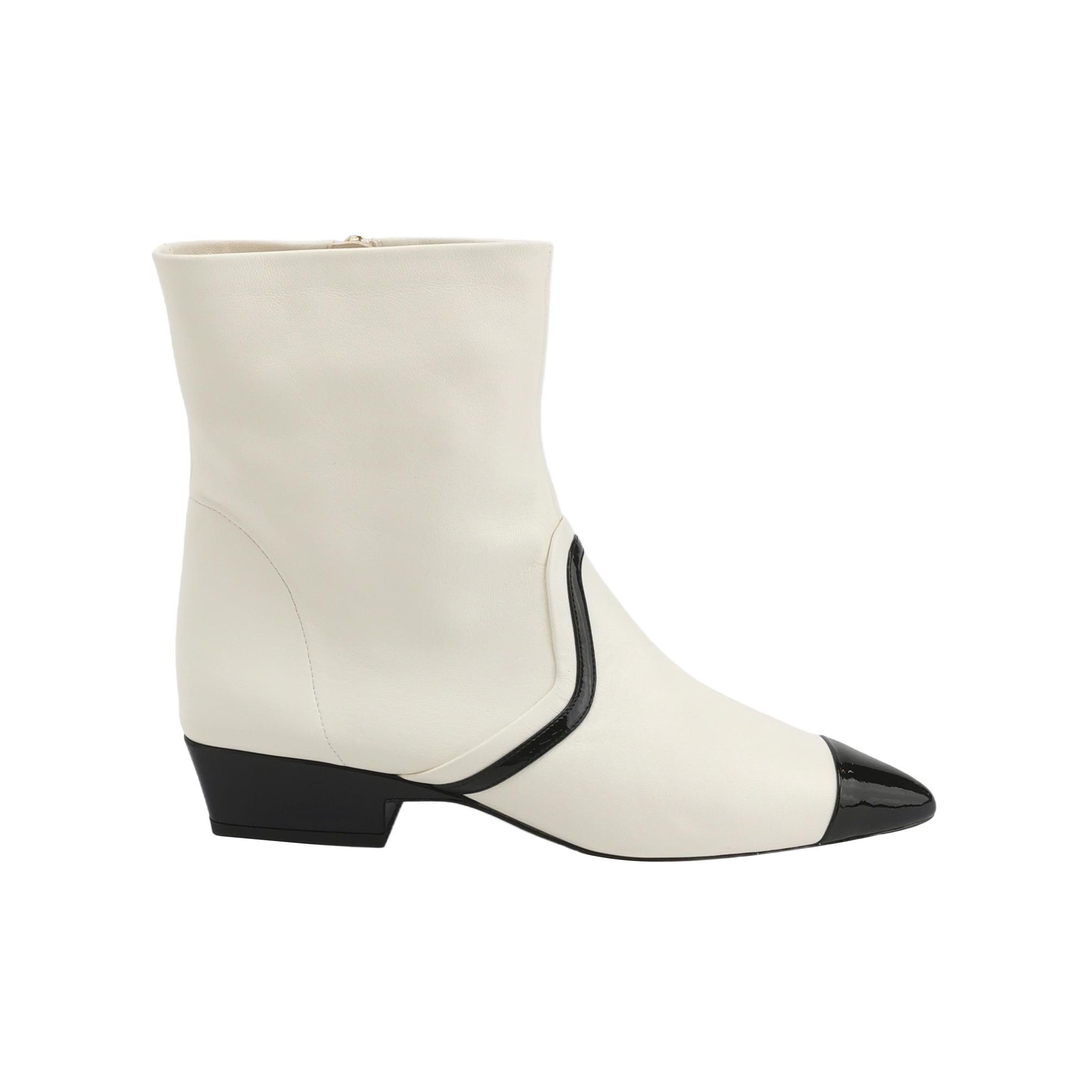 Chanel Chanel Women 8 Boots Size US 8 / IT 38 - 1 Thumbnail