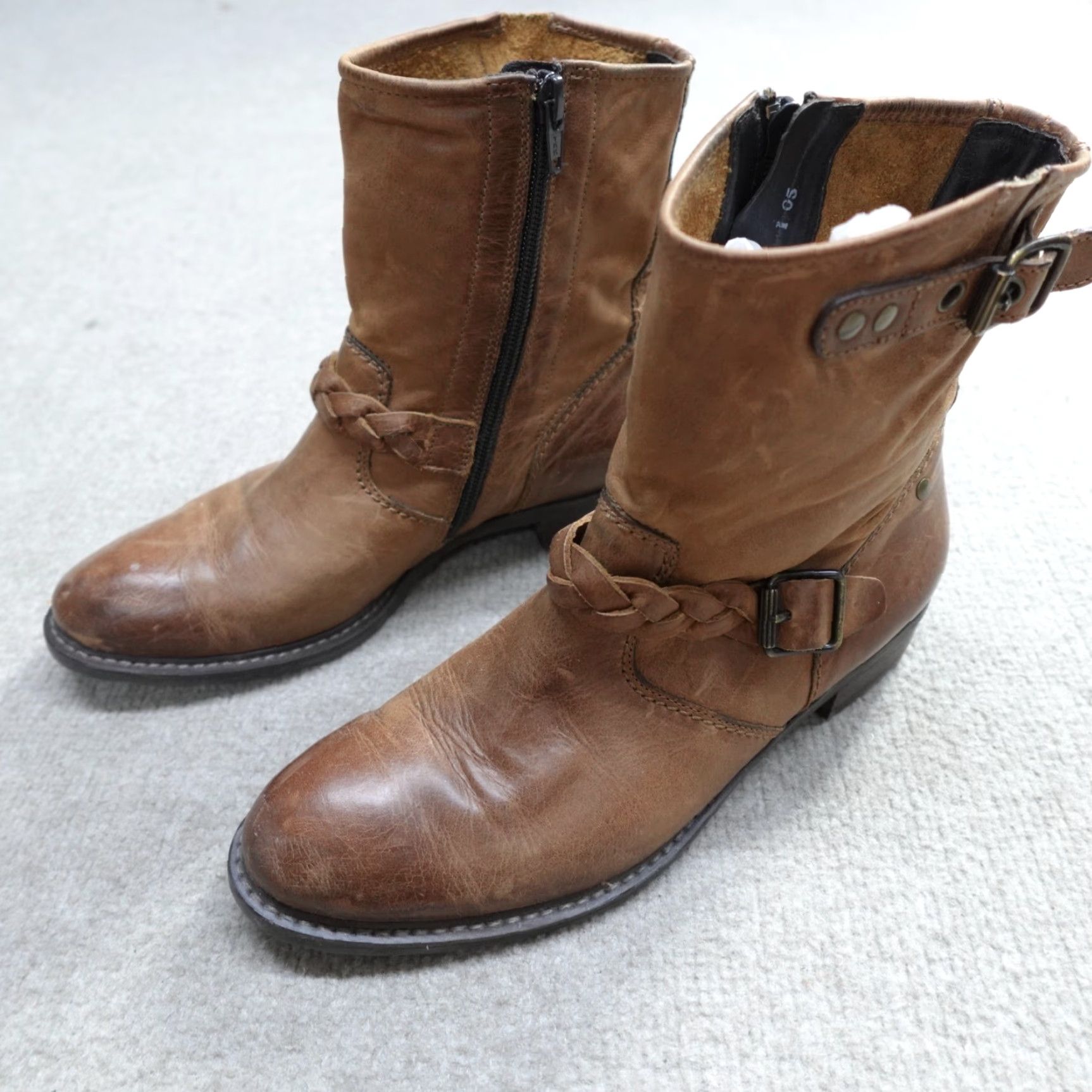 Vintage Paul Green Boots Womens 7 Brown Side Zip Leather UK5 Boots Combat Zip Brown Leather Paul Green Womens UK5 7 Brown Zip Leather Boots Size US 5 / IT 35 - 2 Thumbnail