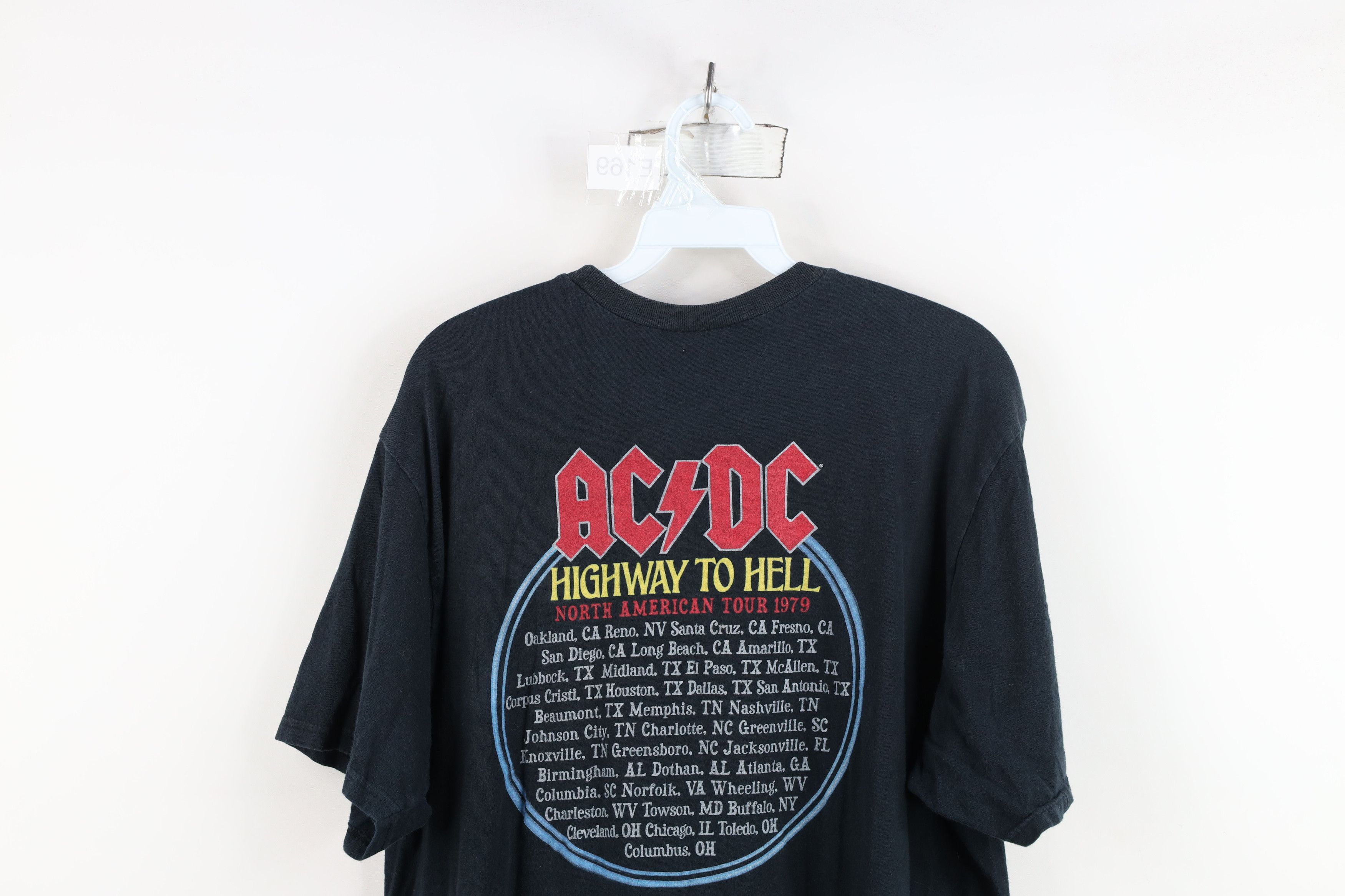 Vintage Vintage Y2K 2005 1979 Highway to Hell Tour ACDC Band T-SHirt Size US L / EU 52-54 / 3 - 14 Thumbnail