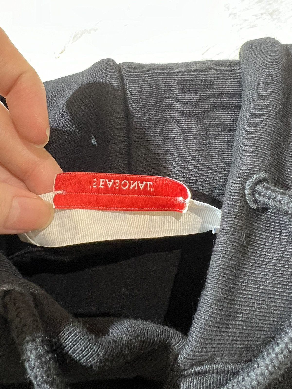 Off-White Off-White Caravaggio Crowing Over Hoodie Size US L / EU 52-54 / 3 - 4 Thumbnail