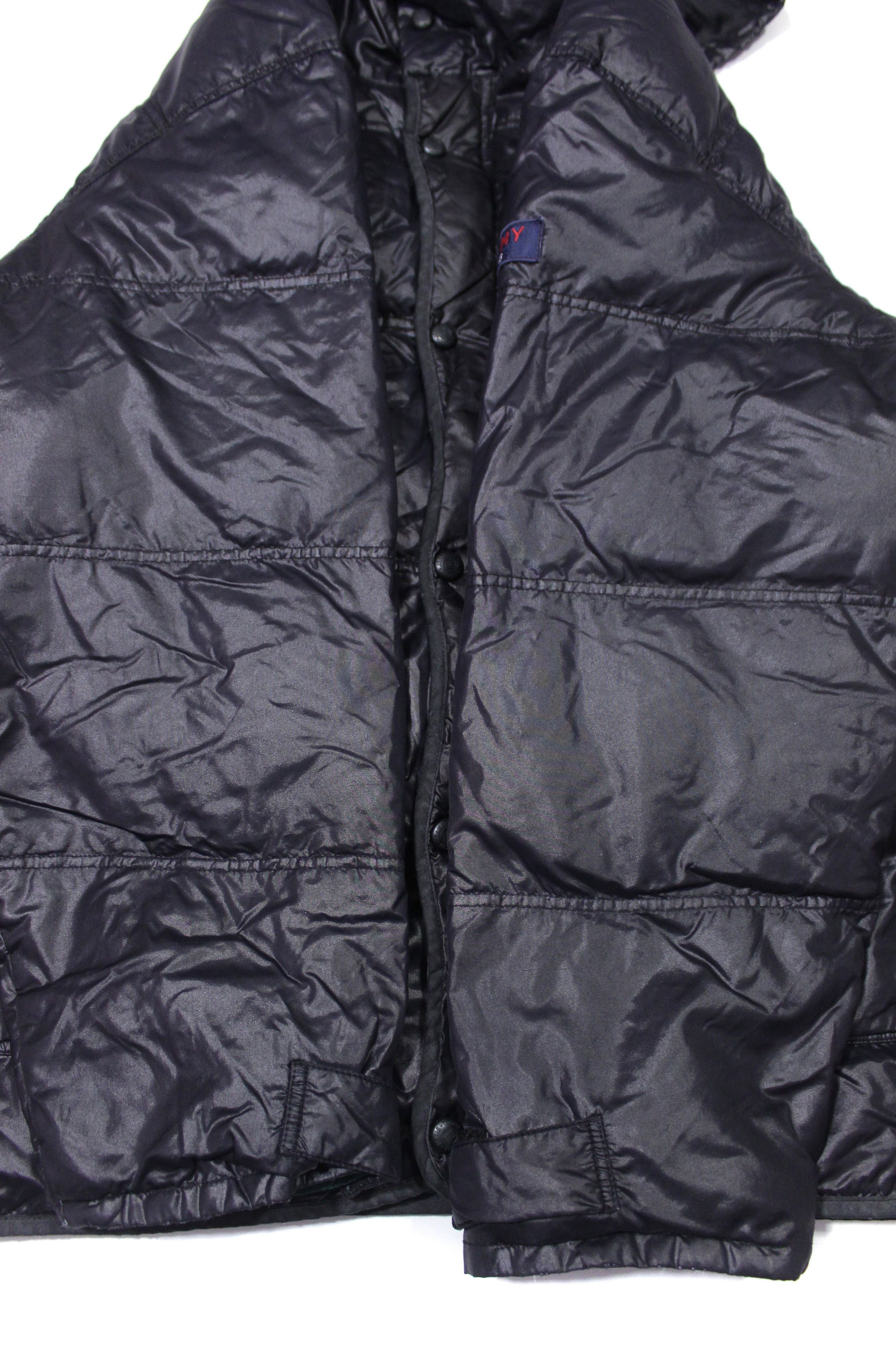 Tommy Hilfiger 90S Big Logo Down Jacket Size US XL / EU 56 / 4 - 7 Thumbnail