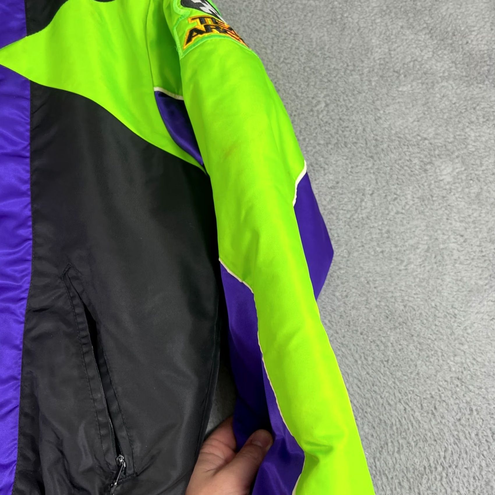 Vintage 90s ArcticCat ArcticWear Snowmobile Bomber Jacket Women’s LT Black Size L Regular Sweat/Preowned Size L / US 10 / IT 46 - 5 Thumbnail