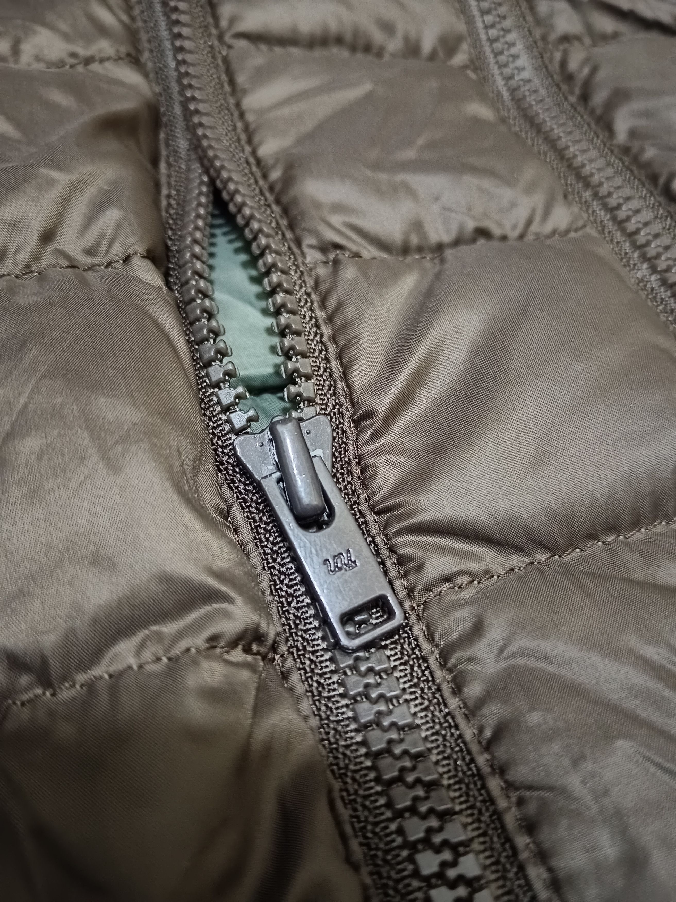 Undercover × Uniqlo UNIQLO X UNDERCOVER LIGHT JACKET Size US M / EU 48-50 / 2 - 3 Thumbnail