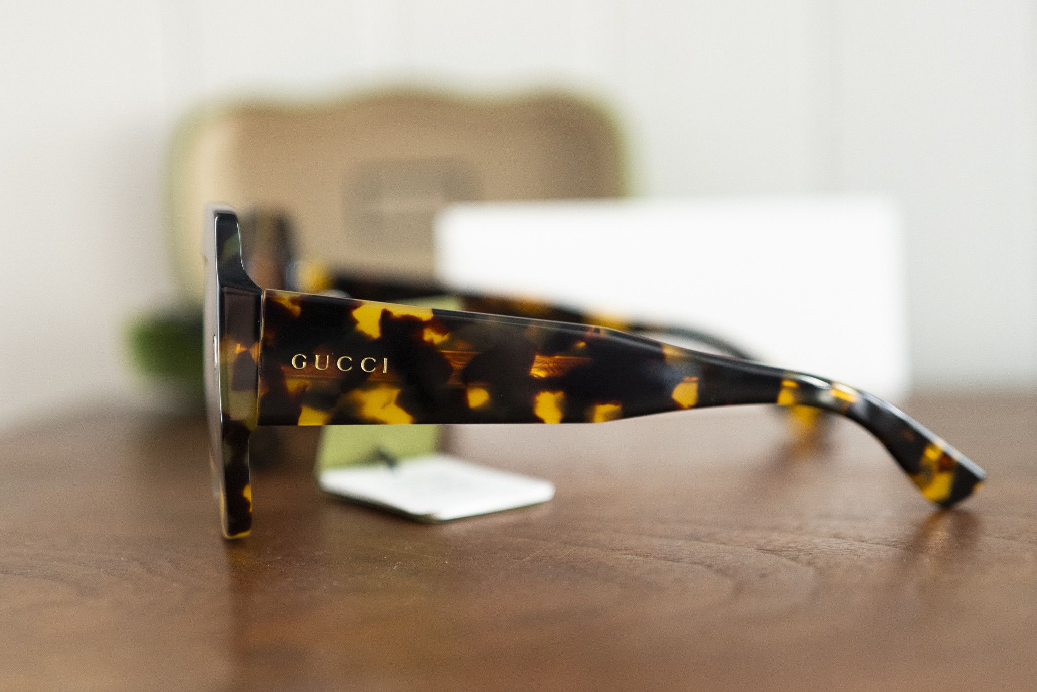Gucci GUCCI OVERSIZED SUNGLASSES MODEL GG1111S NWT Size ONE SIZE - 3 Thumbnail