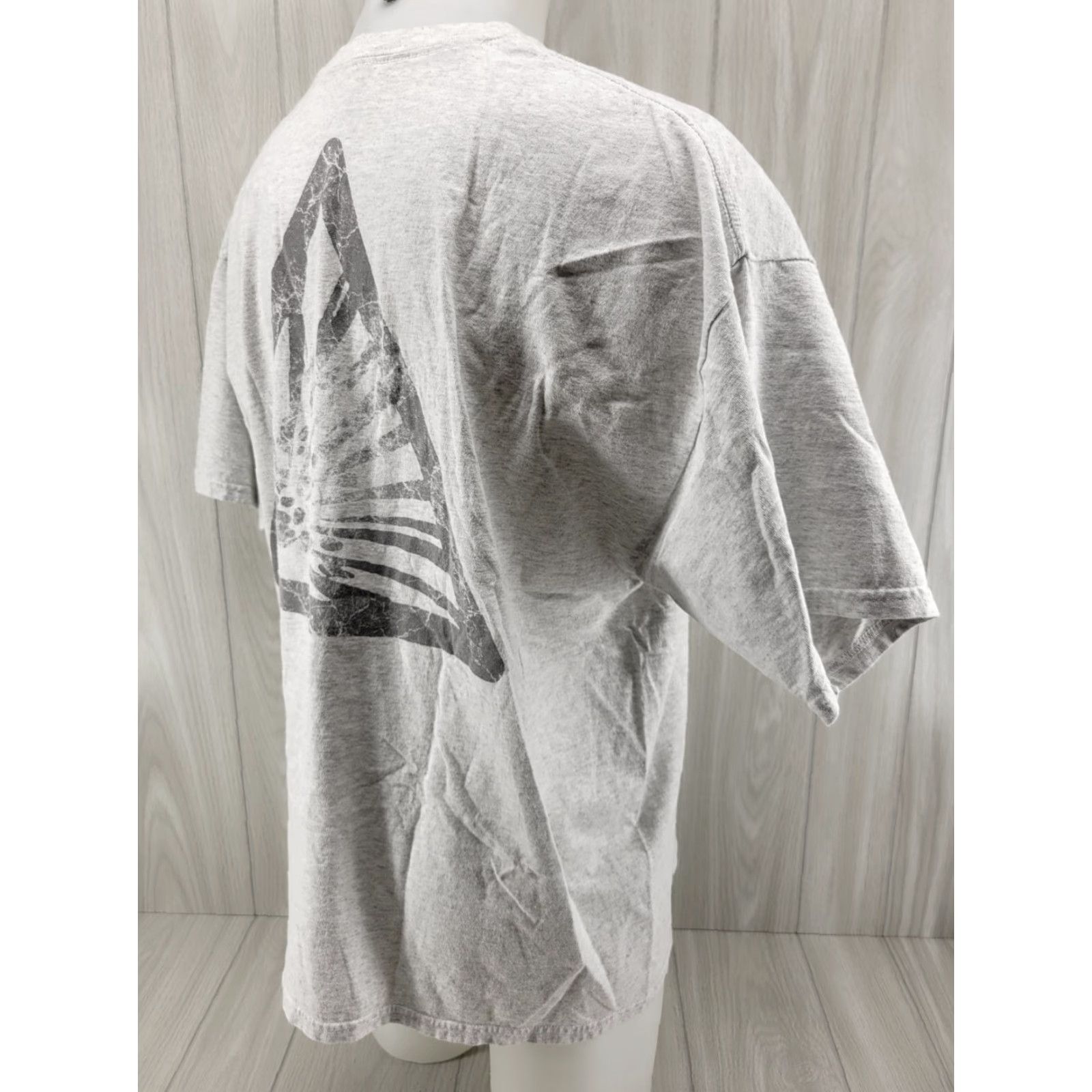 Gildan Whisper Tech Company Mens Shirt 2XL Gray T-Shirt Shirt 2XL Mens Gray Graphic Print Vintage No Size US XXL / EU 58 / 5 - 5 Thumbnail