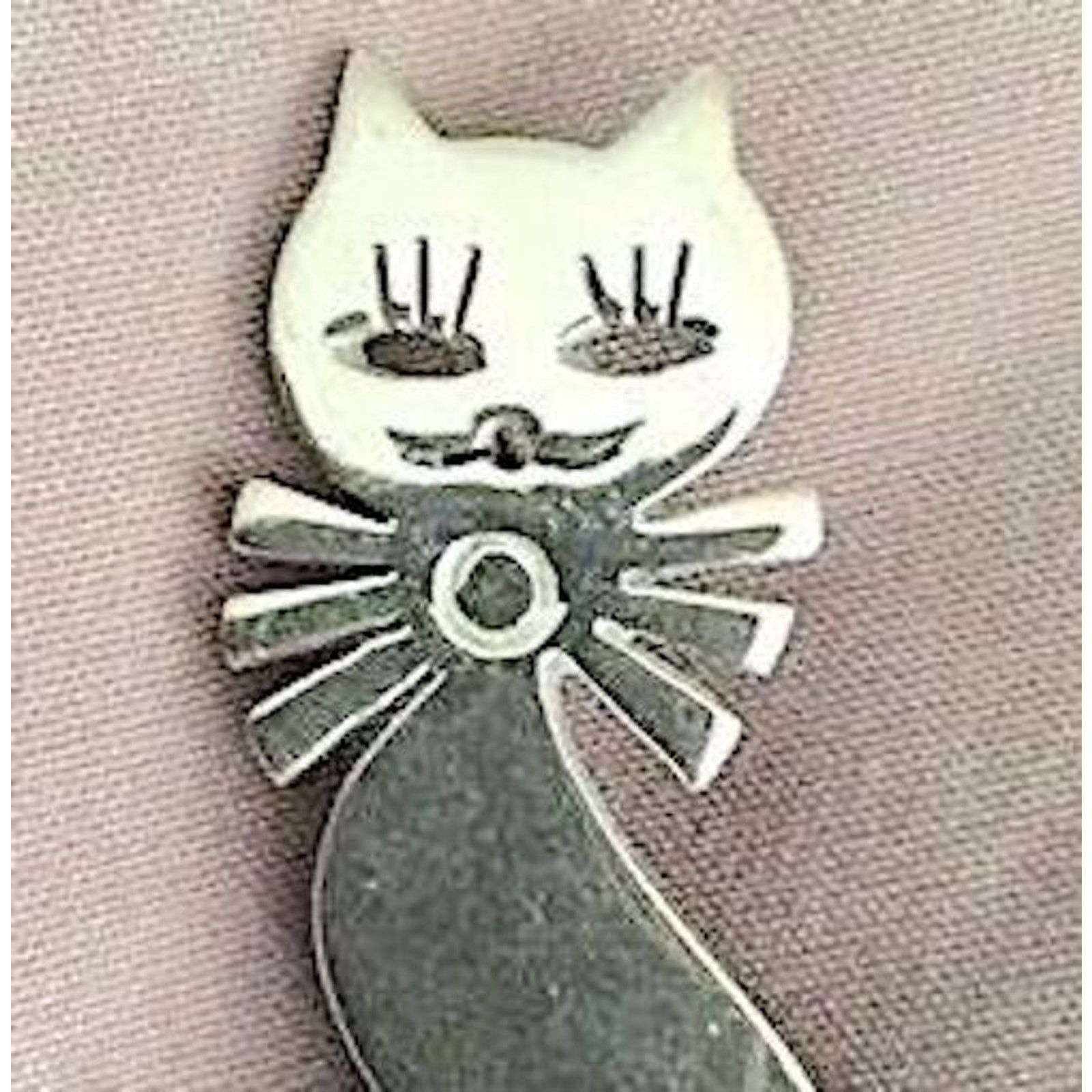 Other Cat Pin Sterling Silver .approx 2" length Size ONE SIZE - 2 Thumbnail