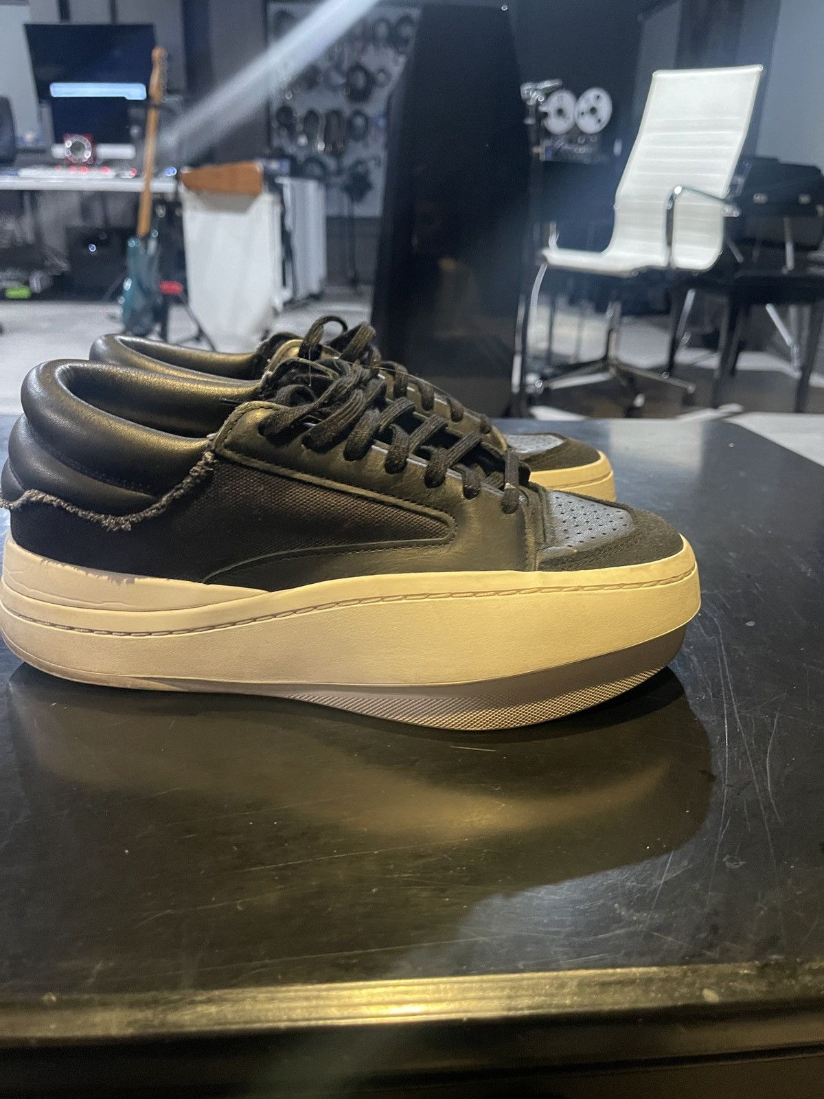Yohji Yamamoto Yohji Yamamoto Y-3 Centennial Low Size US 8 / EU 41 - 6 Thumbnail