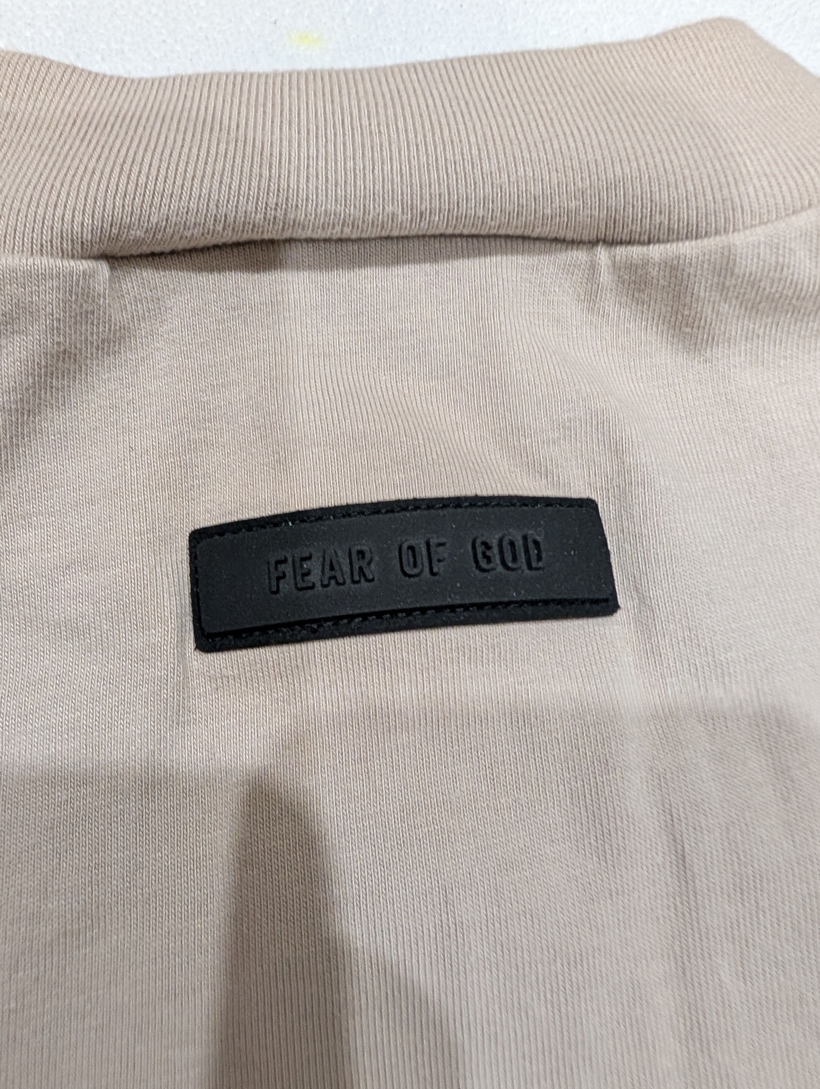 Essentials FoG Fear of God Essentials short sleeve tee Silver Cloud Size US S / EU 44-46 / 1 - 4 Thumbnail