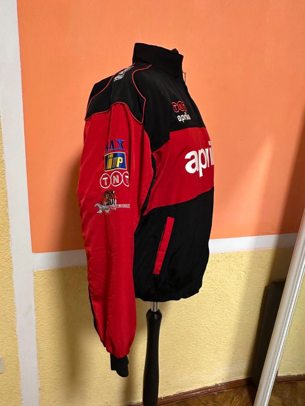 The Unbranded Brand Aprilla Racing PlayStation 2 Advertising racing Jacket SzXXL Size US XXL / EU 58 / 5 - 3 Thumbnail